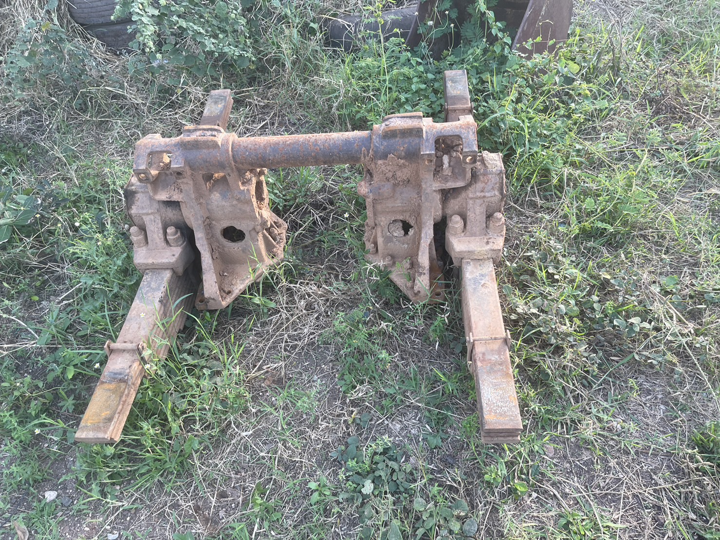 แท่นโบกี้ แหนบ มิตชู 527 โบ 22000 บาท พร้อมใช้งาน