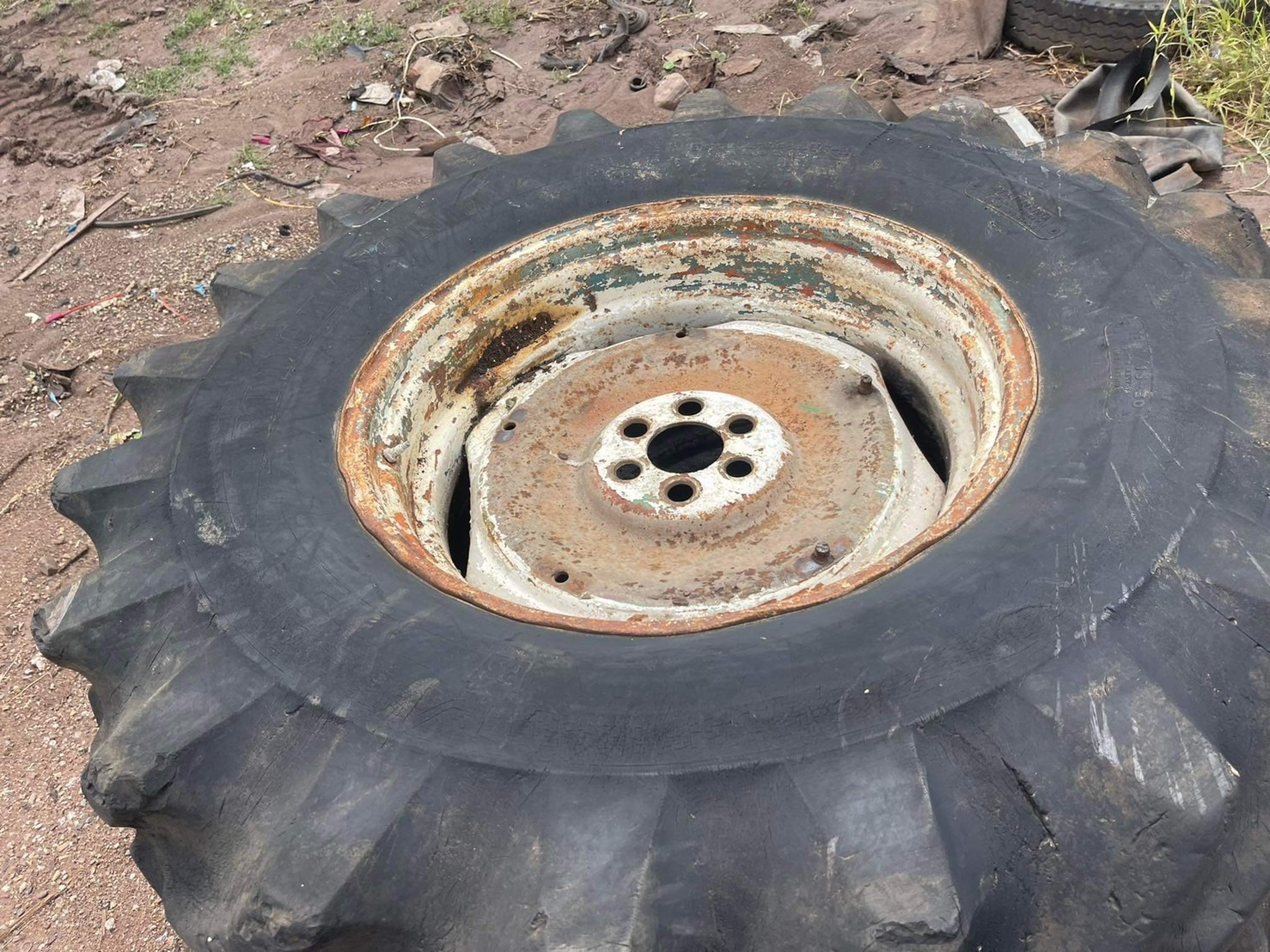 ยางพร้อม กระทะ ตามสภาพ 18.4/15-30