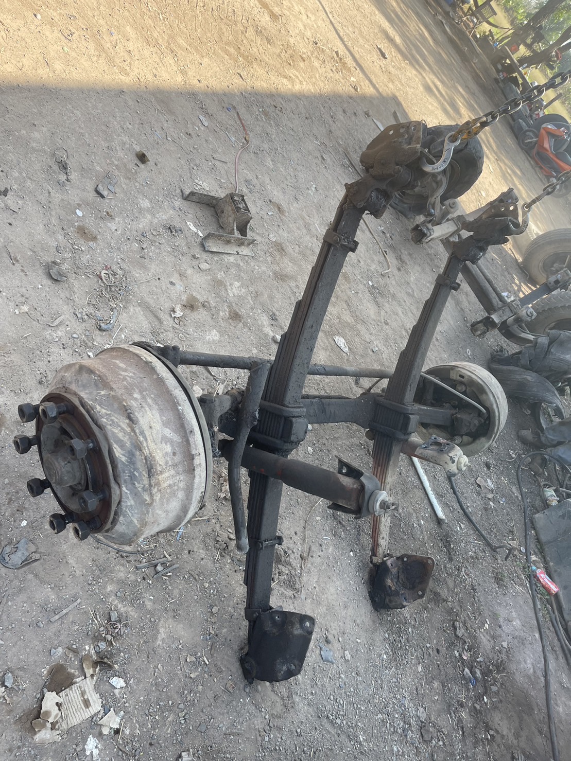 คานหน้า ร็อกกี้ สดือแหนบ 31 นิ้ว16000 บาท พร้อมแหนบ