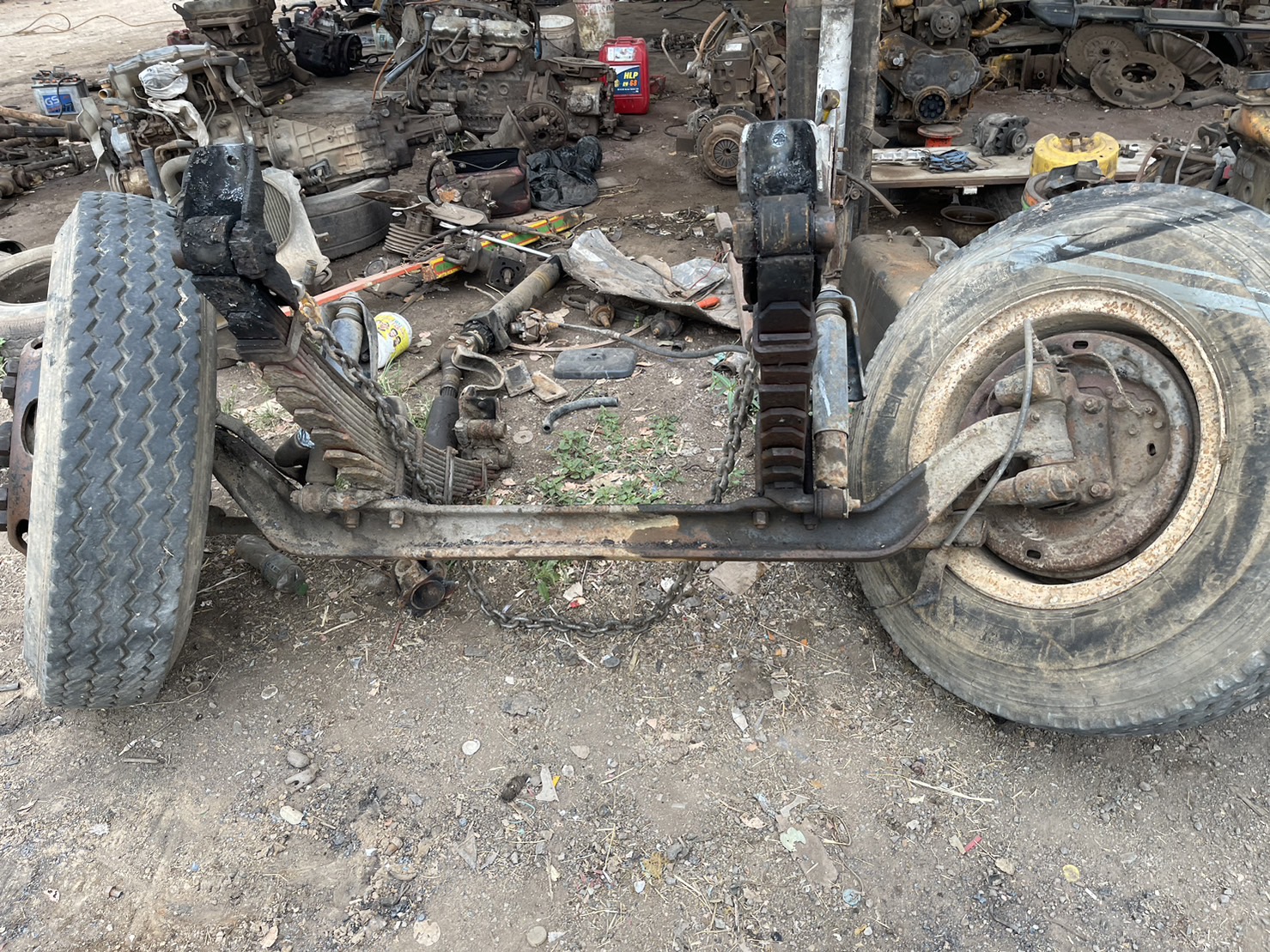 คานหน้า ISUZU สดือ แหนบ 31 นิ้ว 16000 บาท พร้อมแหนบ