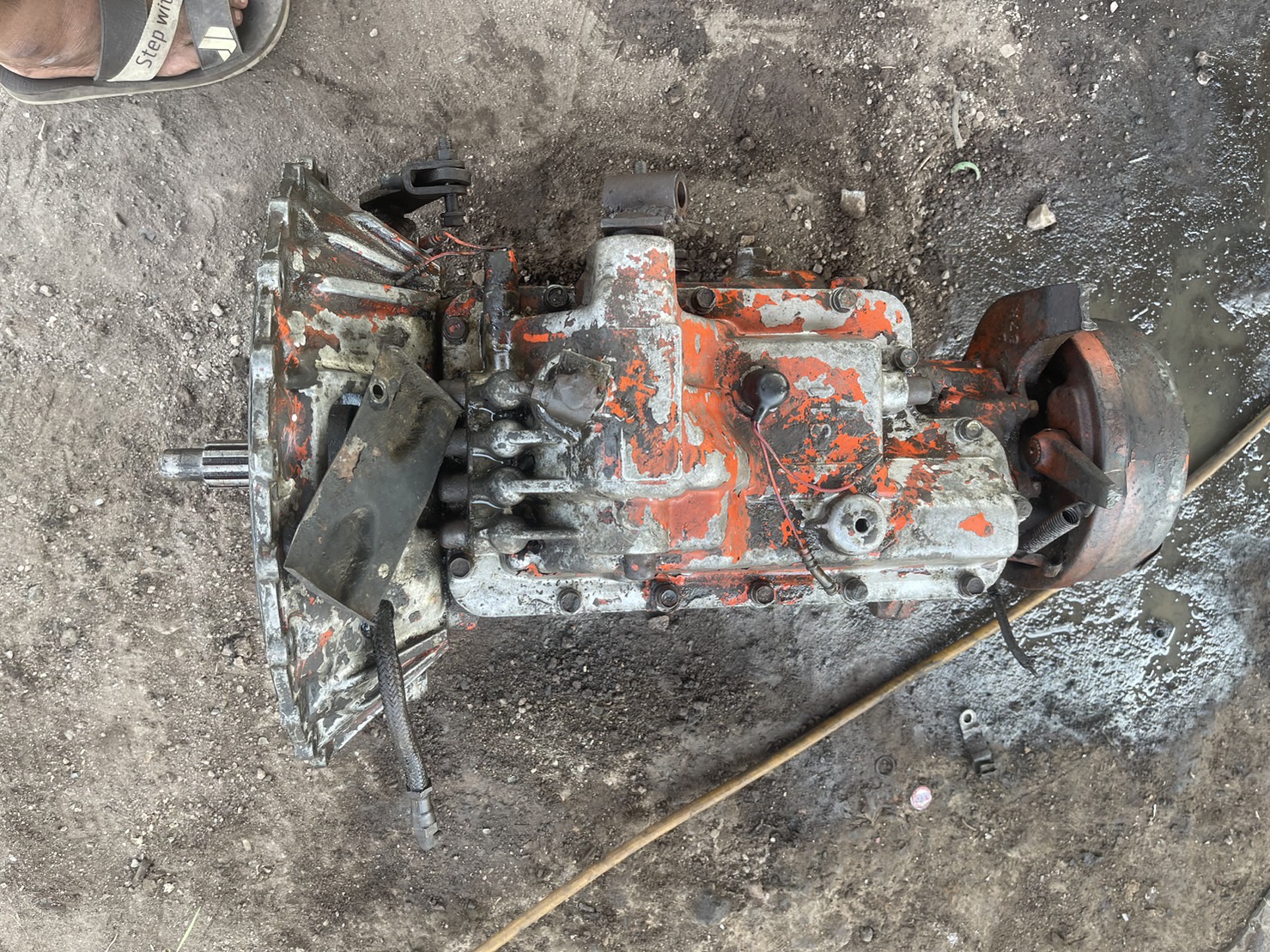 เกียร์ ISUZU ร็อกกี้ 7 เกียร์ถอย 7 รอบ2 25000 บาท พร้อมใช้งาน