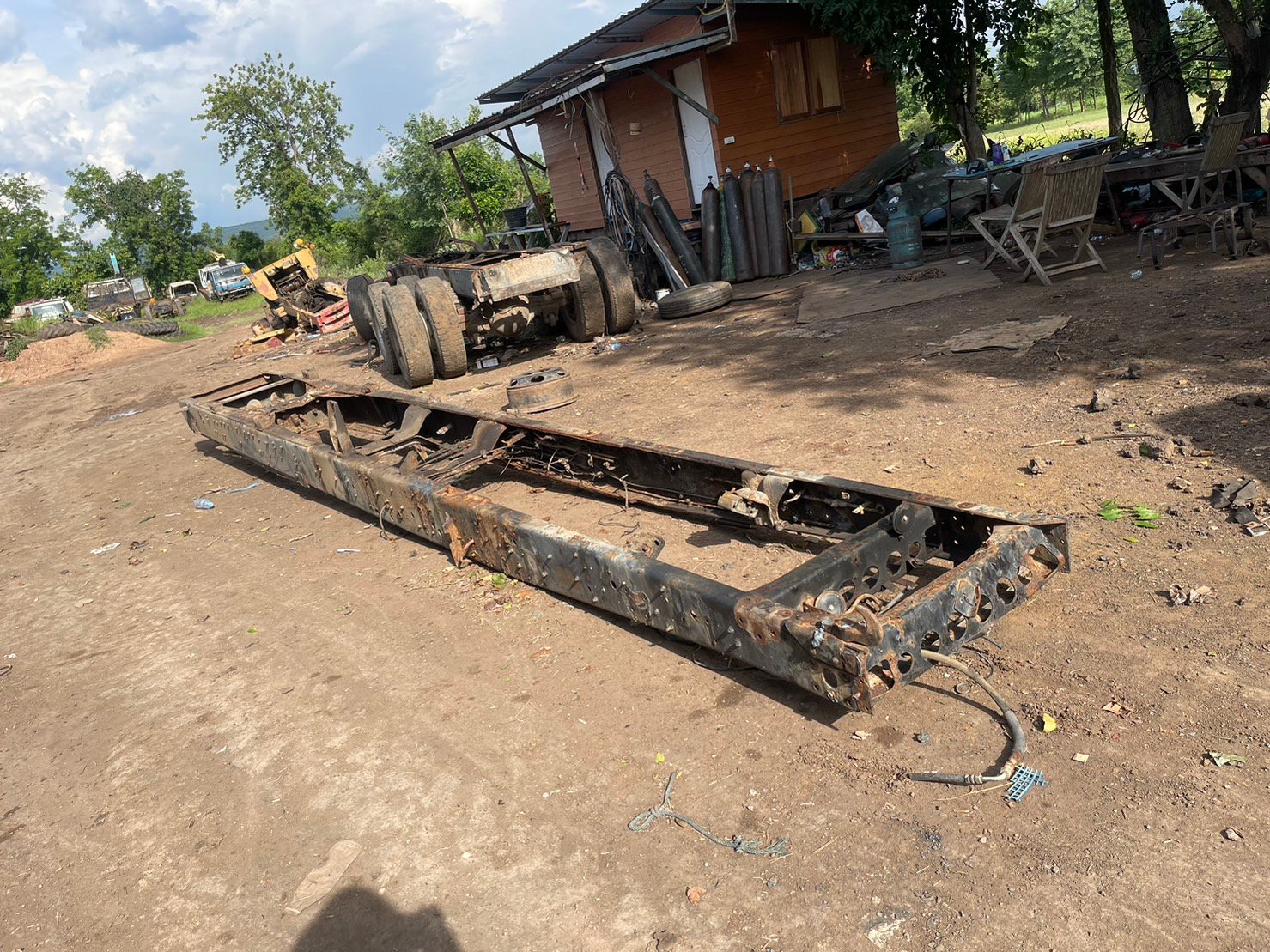 คัสชีเปล่า MITSU 527 26000 บาท ไม่มีเลข