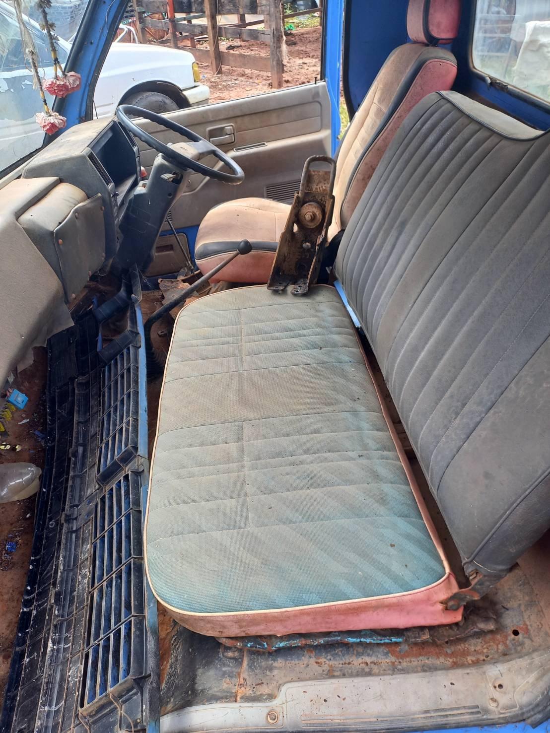 หัว ISUZU NPR 115 12000 บาท ตามสภาพ พร้อมอปกรณ์