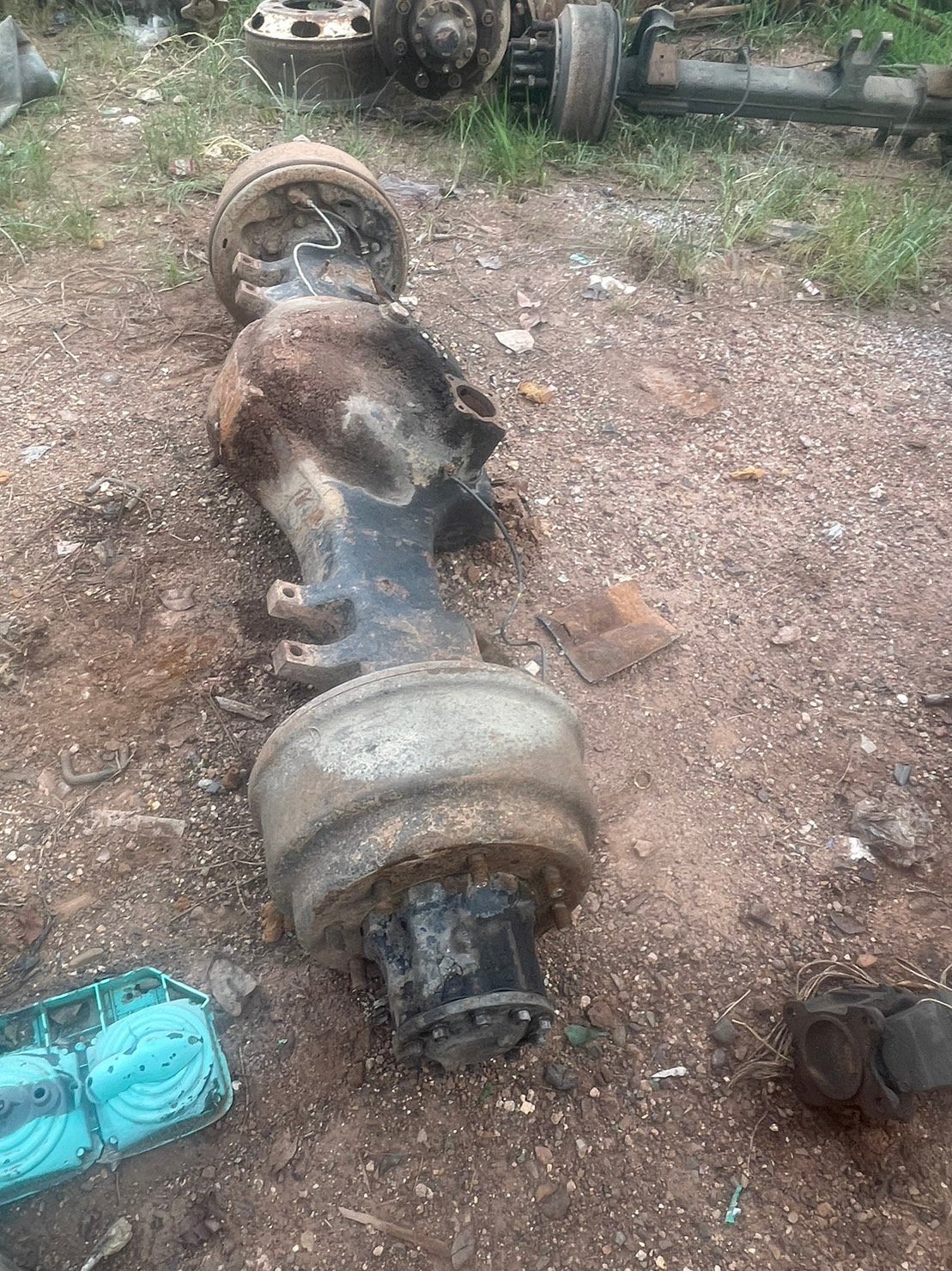 เสื้อเพลา ลูกหน้า HINO F18  16000 บาท พร้อมใช้งาน