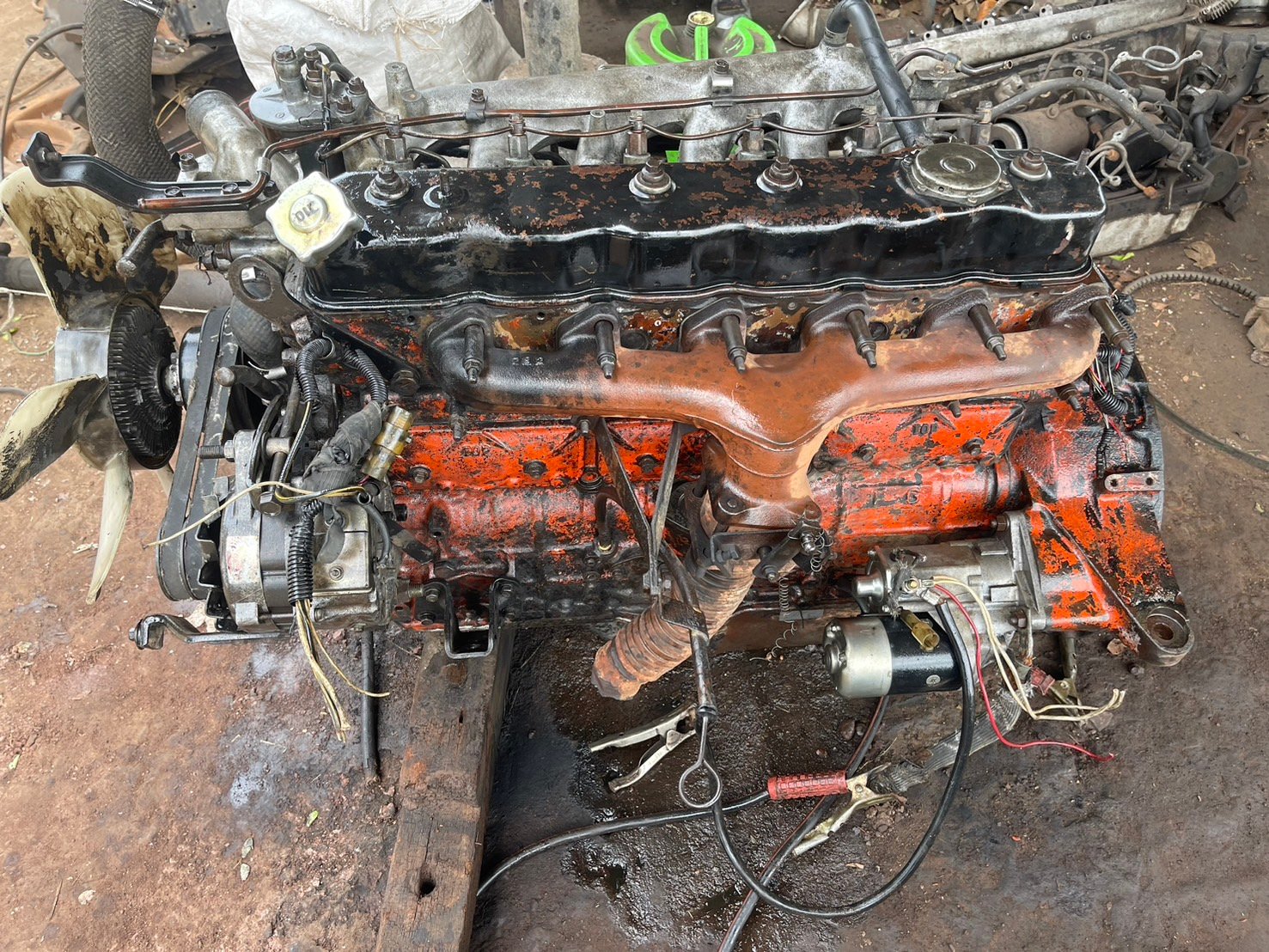 เครื่อง ISUZU 6BG1 175 แรงม้า 49000 บาท พร้อมใช้งาน