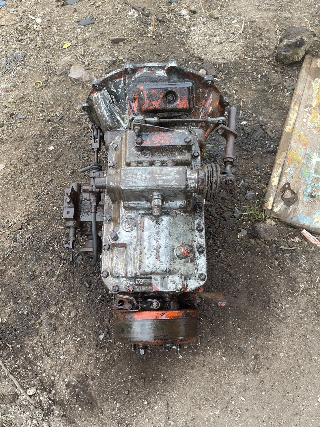 เกียร์ HINO HO 7 เกียร์ถอย 8รอบ2 25000 บาท พร้อมเกียร์ฝาก