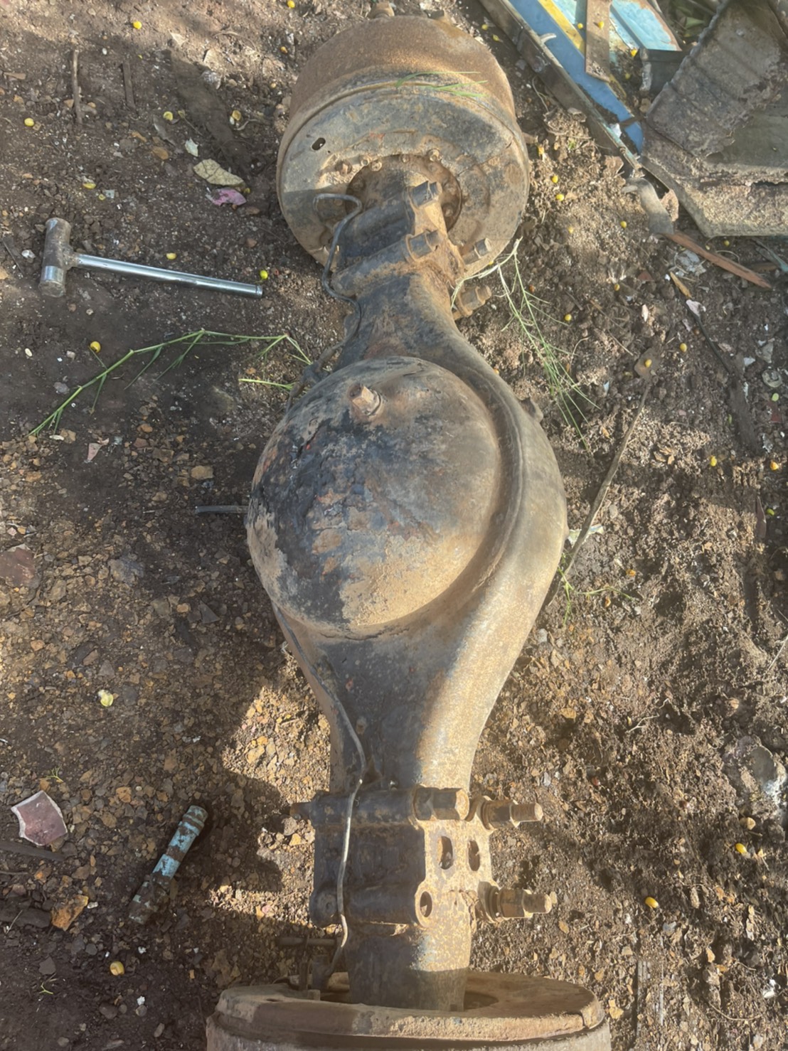 เพลา6 ล้อ 8น็อต ISUZU 200 เพลา6 ล้อ 8น็อต ISUZU 200