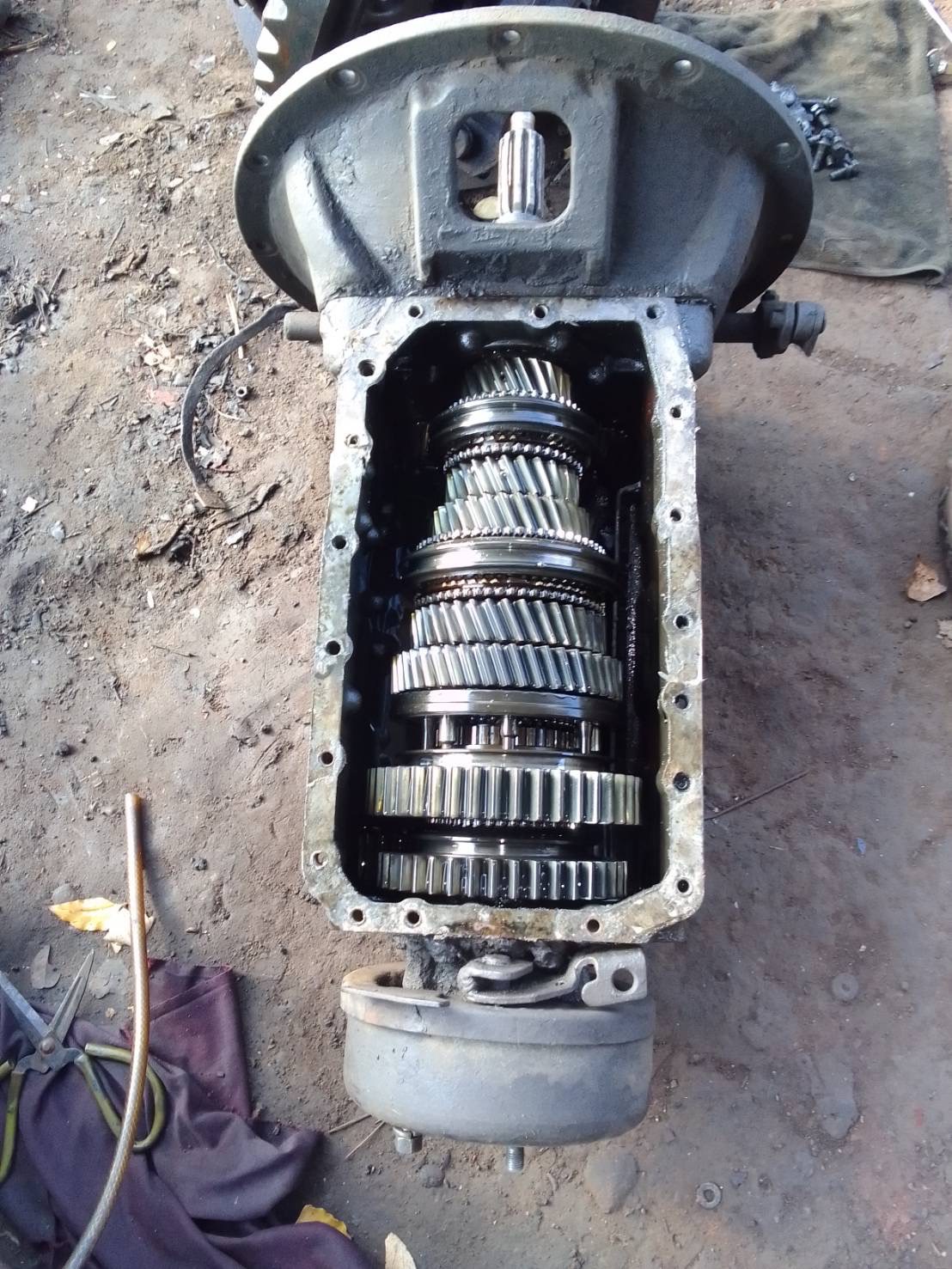 เกียร์ HINO HO 8รอบ2 7 เกียร์ถอย