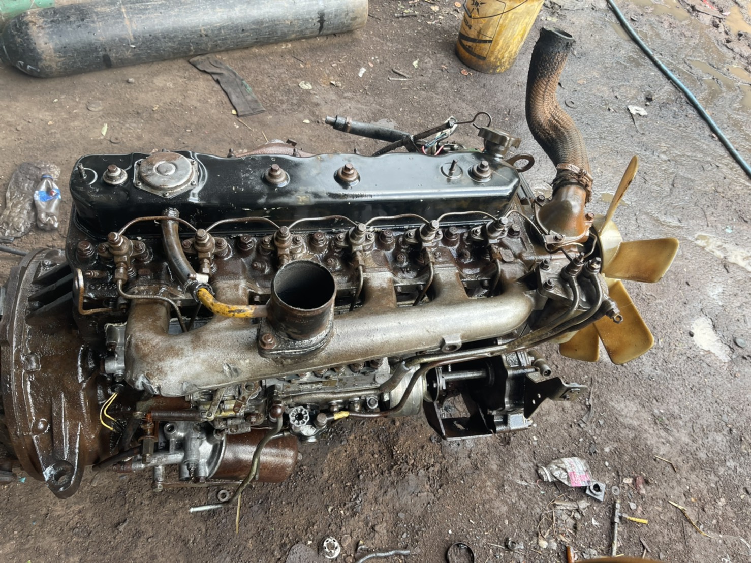 เครื่อง ISUZU 6BG1 175 แรงม้า เครื่อง ISUZU 6BG1 175 แรงม้า