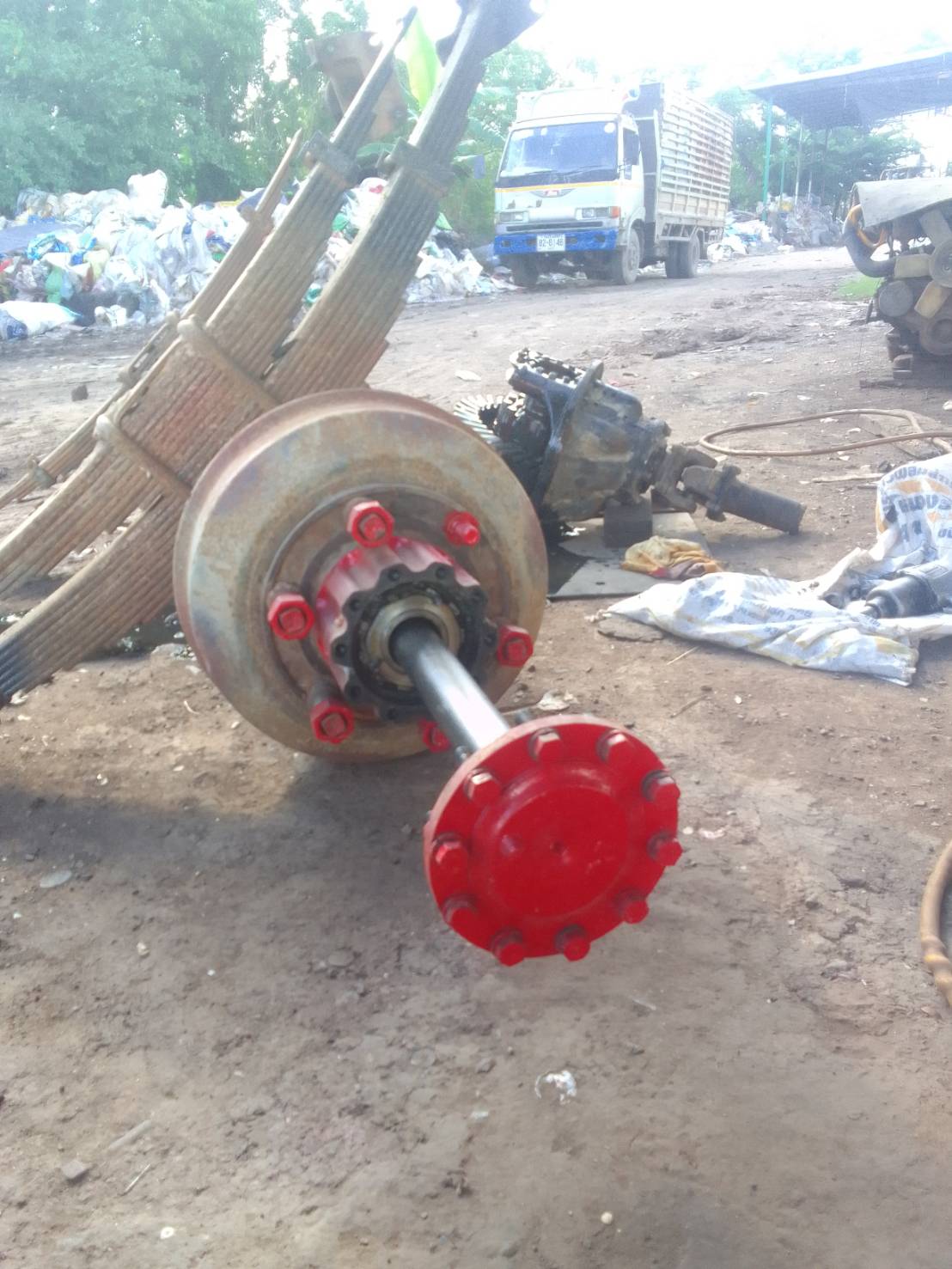 เพลา หกล้อ F  มิตชู 6น็อต เฟื่อง 6-34 26000 บาท  พร้อมแหนบ