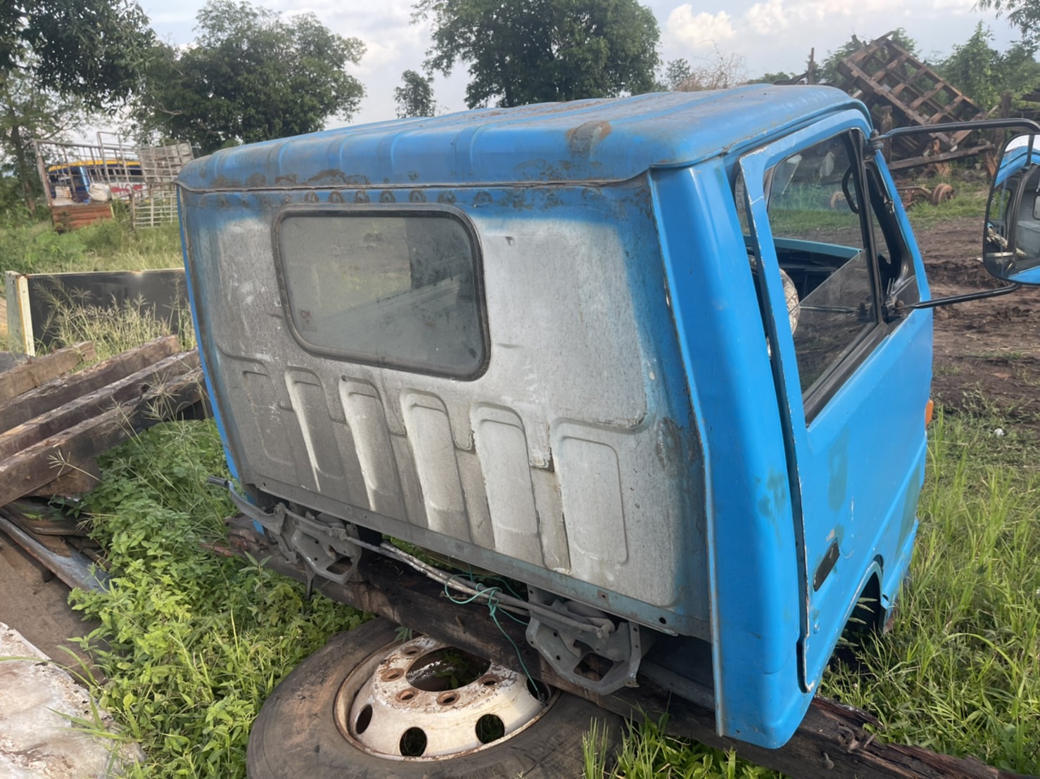 หัวเก๋ง ISUZU 110