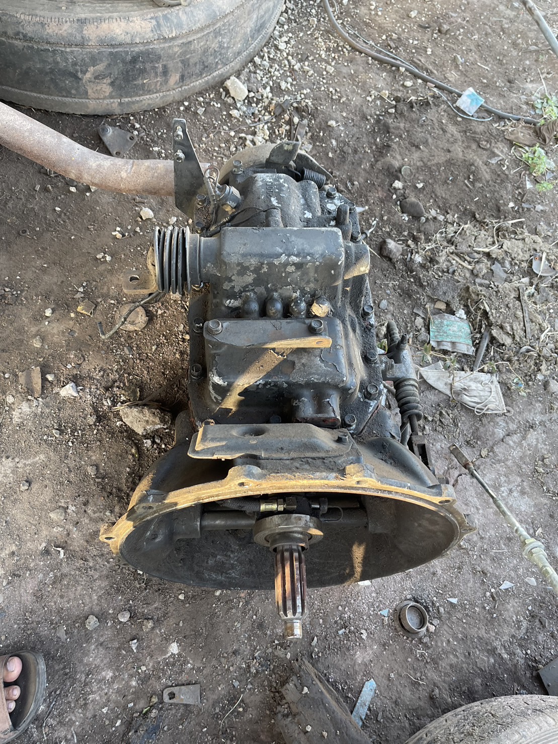 เกียร์ HINO HO 8รอบ2 7 เกียร์ถอย 25000 บาท พร้อมใช้งาน