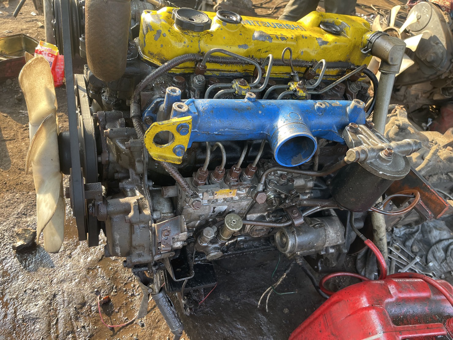 ขายเครื่อง4D34 26000  บาท ไม่มรวมเกียร์ พร้อมใช้งาน