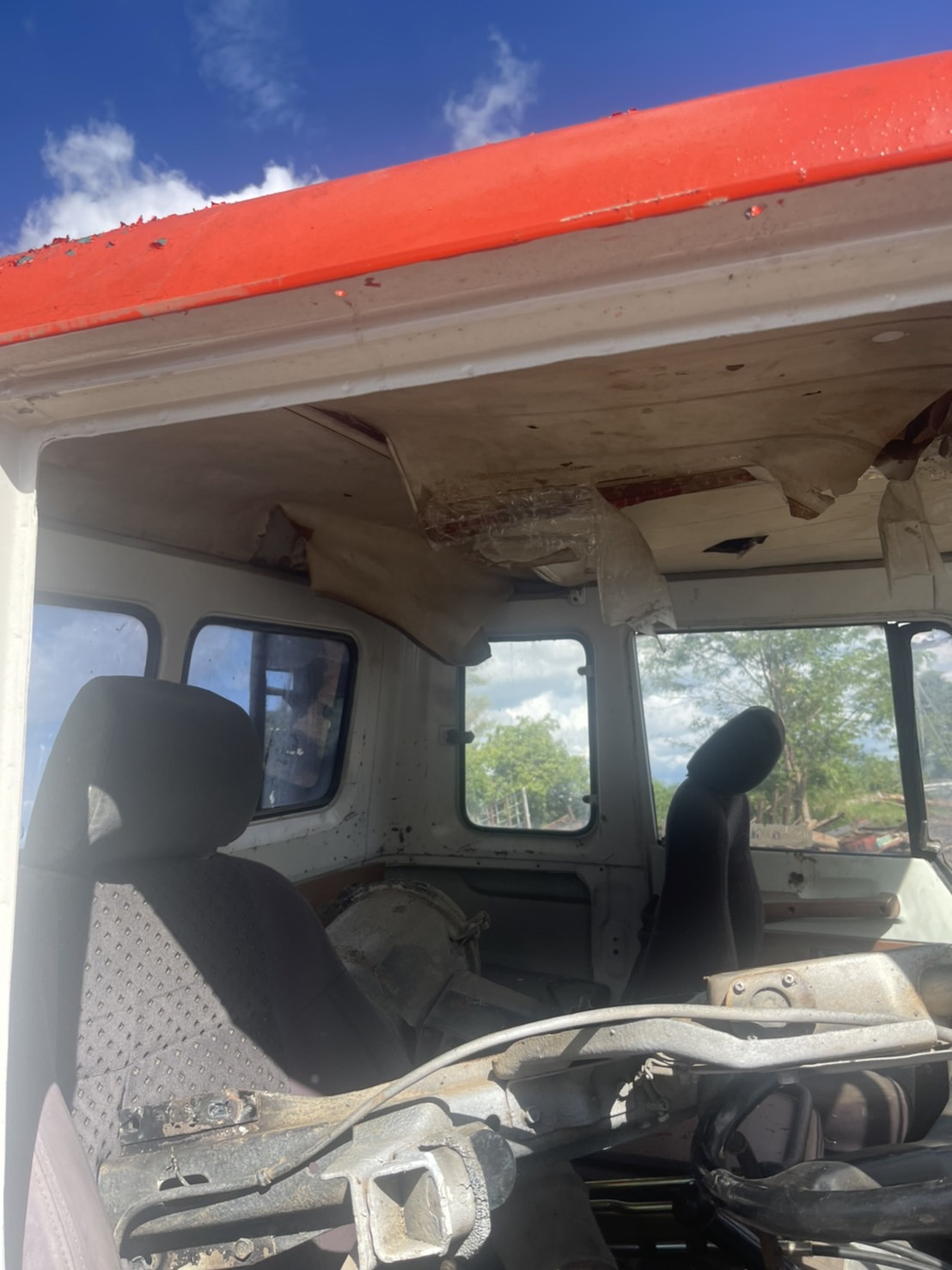 หัวเก่ง 6 ล้อ HINO 15000 บาท