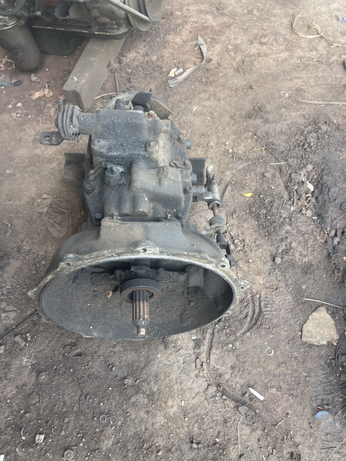 เกียร์ 6 ล้อ HINO WO4D พร้อมใช้งาน