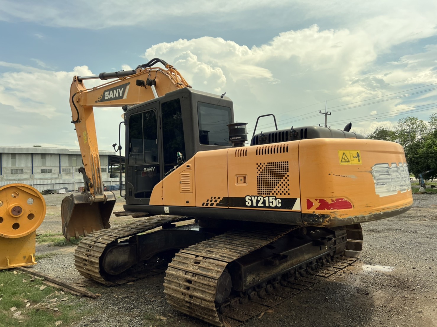 ขายรถแบคโฮ SANY SY215L