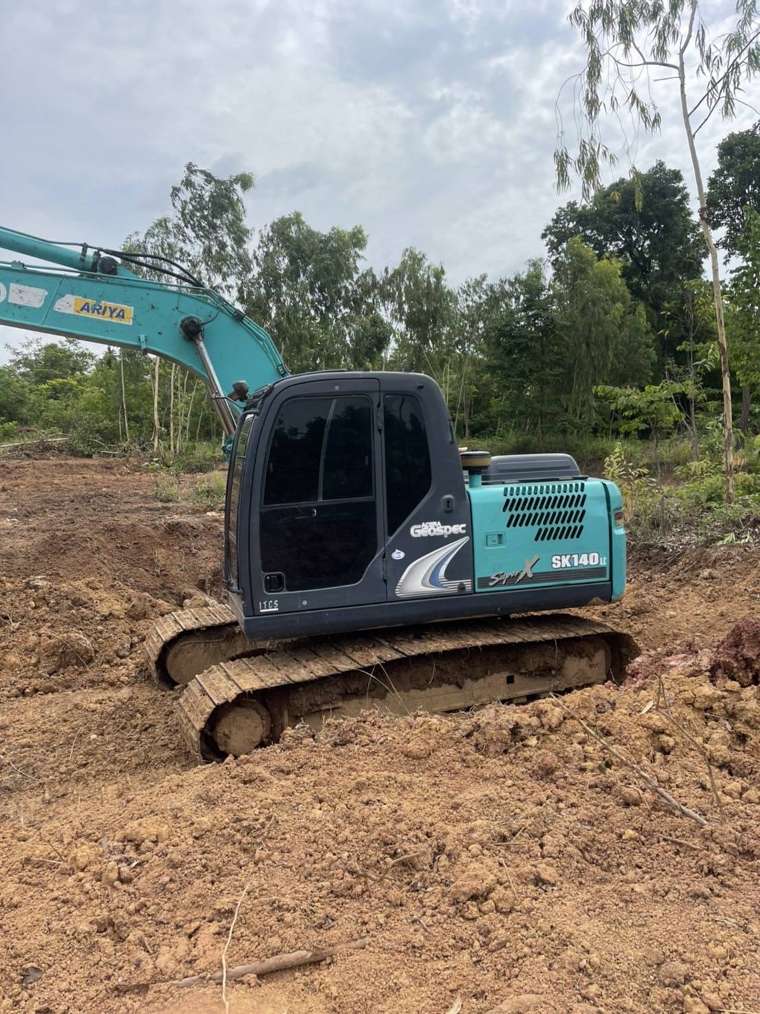 ขายรถแบคโฮ KOBELCO SK140 SUPER X สภาพสวยพร้อมไช้