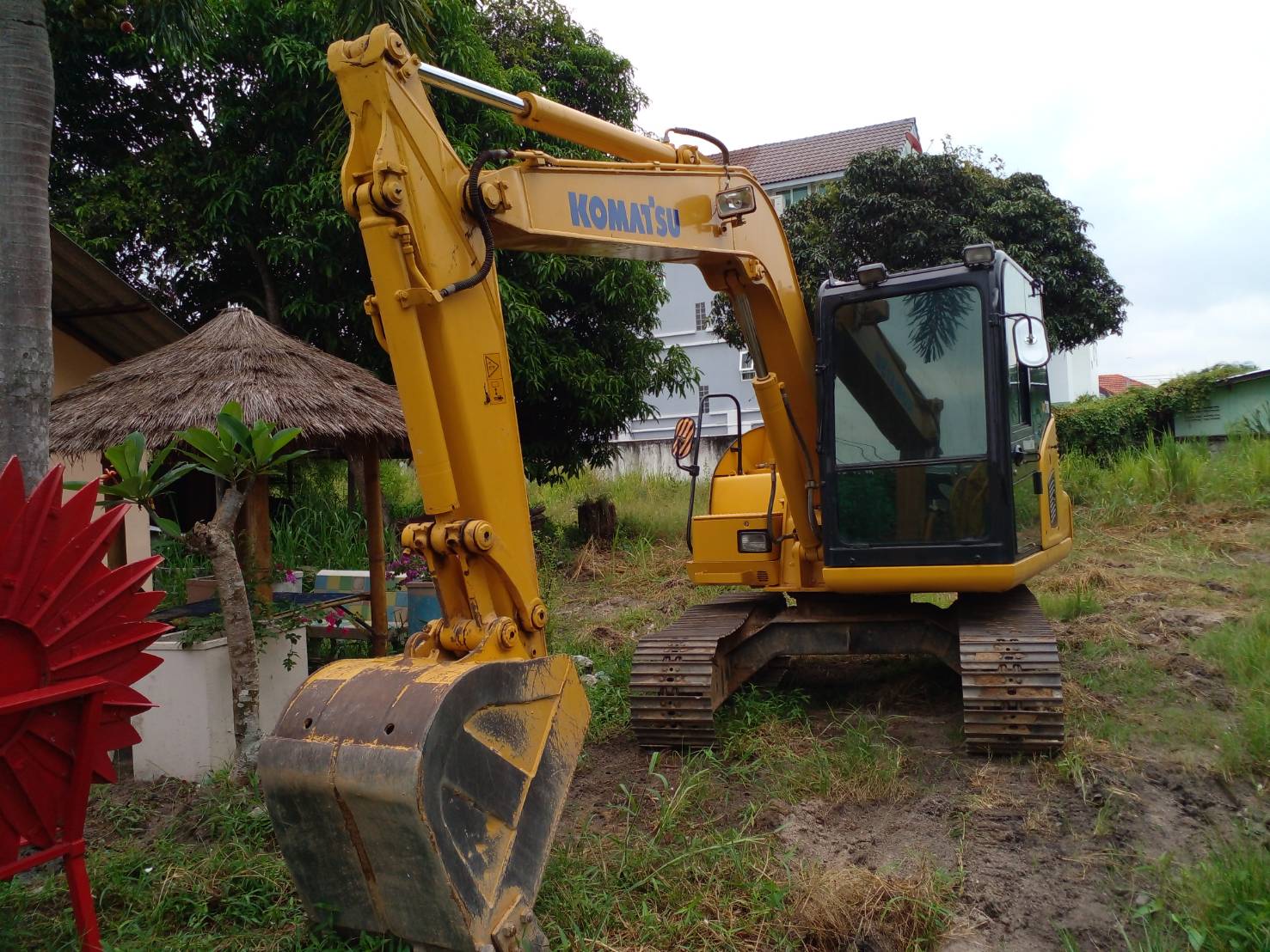 ขายรถแบคโฮ KOMATSU PC70-8 สภาพพร้อมไช้