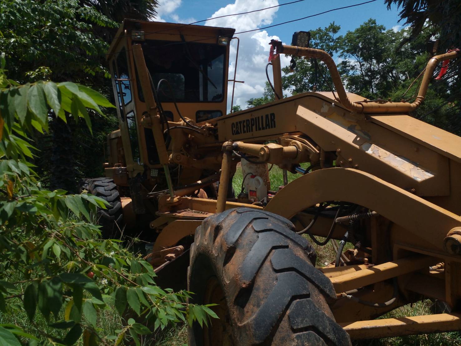 ขายรถเกรด CAT 140G 5MD3,XXX ก่วาเอกสารทะเบียน