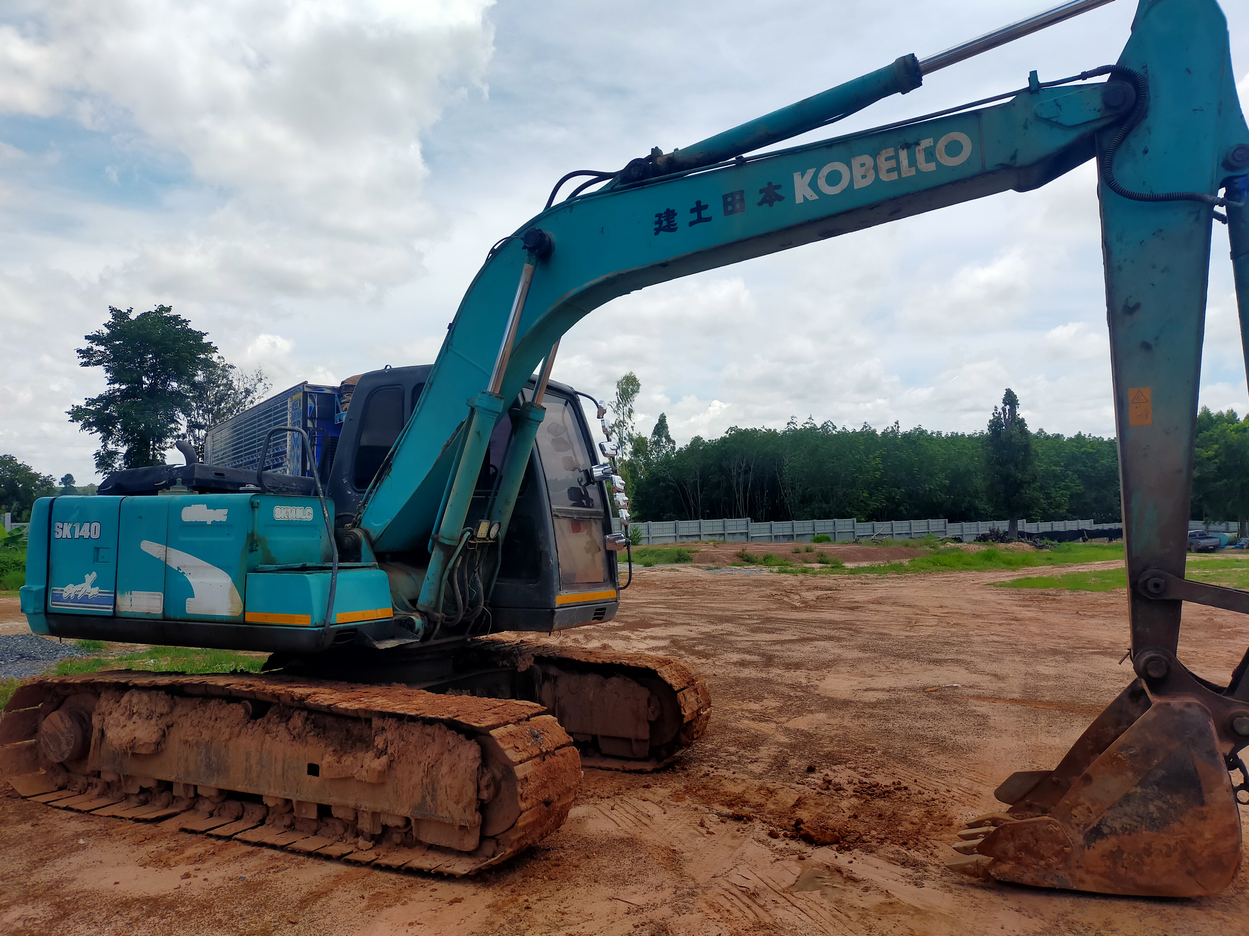 ขายรถ รถแบคโฮ KOBELCO SK120-3 สภาพสวยพร้อมใช้