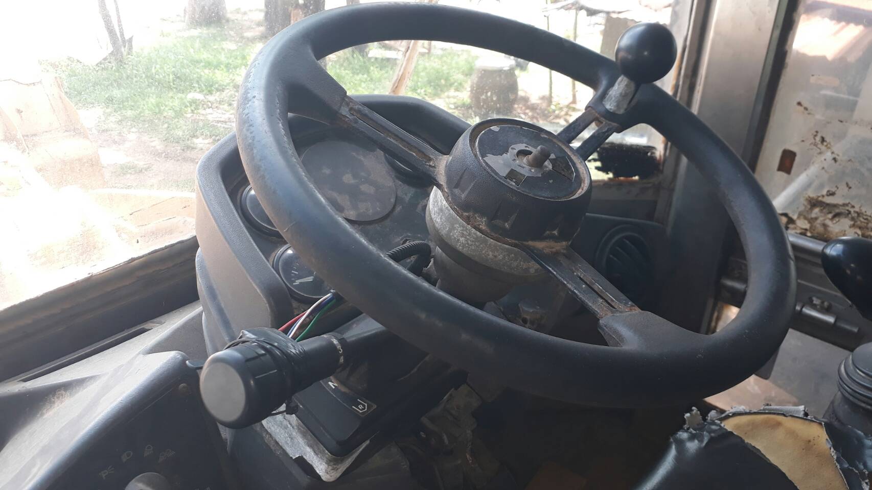 ขายรถตัก CAT924G สภาพพร้อมใช้ต่อแขนแล้ว