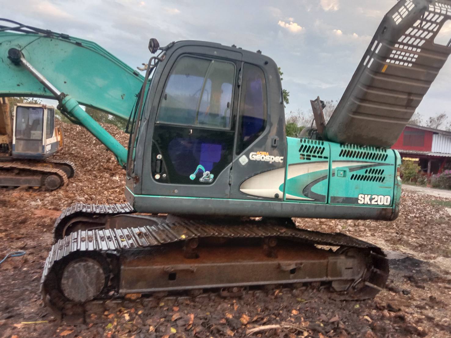 ขายรถแบคโฮ kobelco SK 200 รุ่น 8 YN11