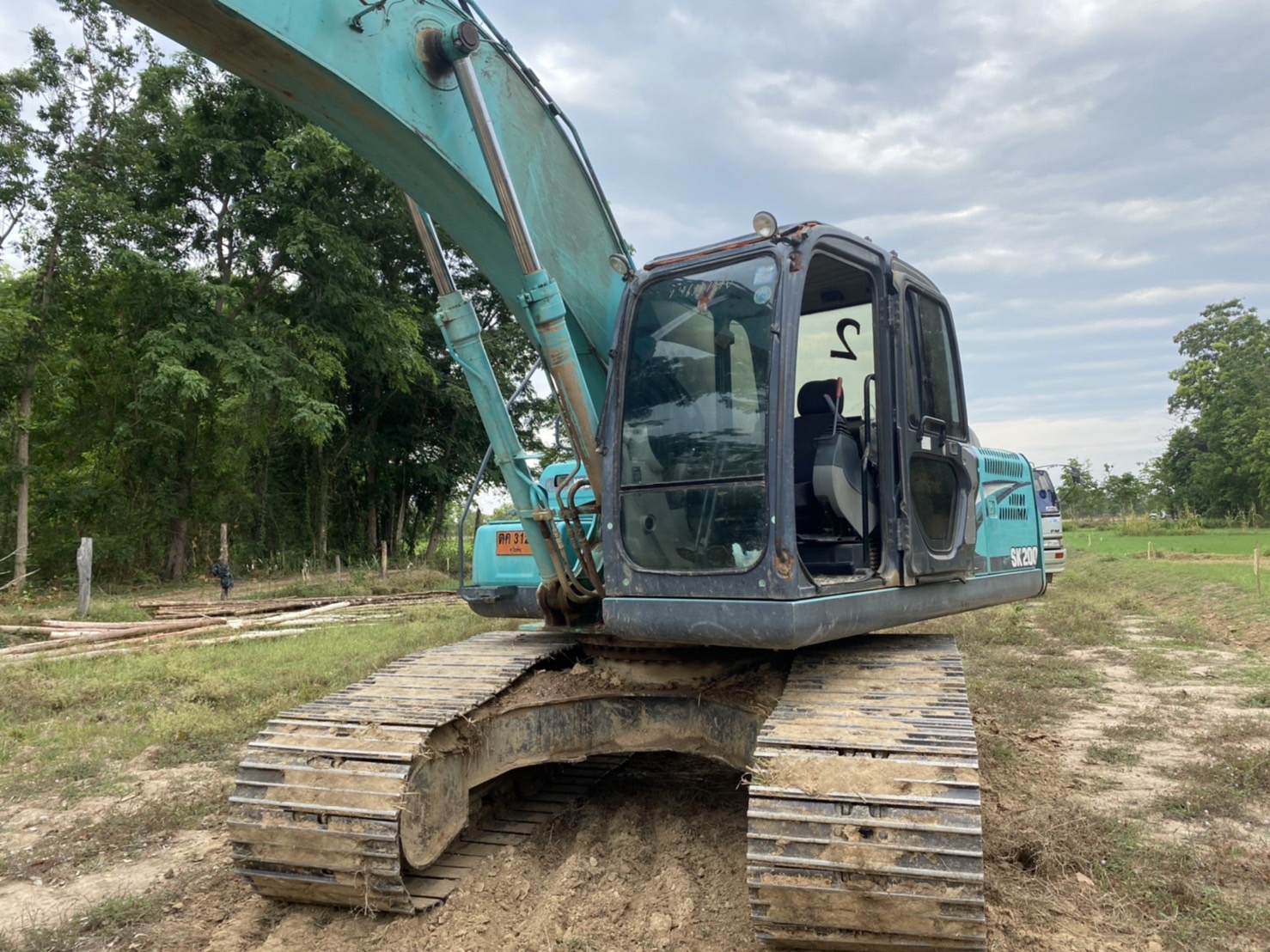ขายรถแบคโฮ kobelco sk200 ys11สภาพพร้อมใช้