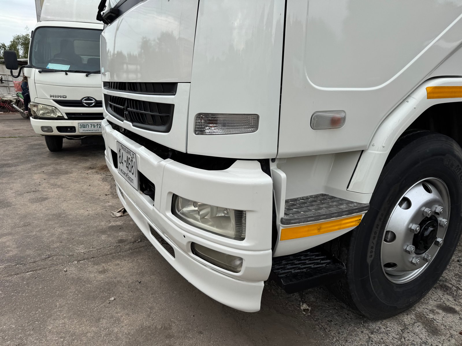 ขาย FUSO FM1524 10 ล้อ พื้นเรียบ 7 เมตร เอาไปวางตู้ตัวนี้ประหยัดสุดสภาพสวย ดูแลเป๊ะ พร้อมลุยงาน มี2ค