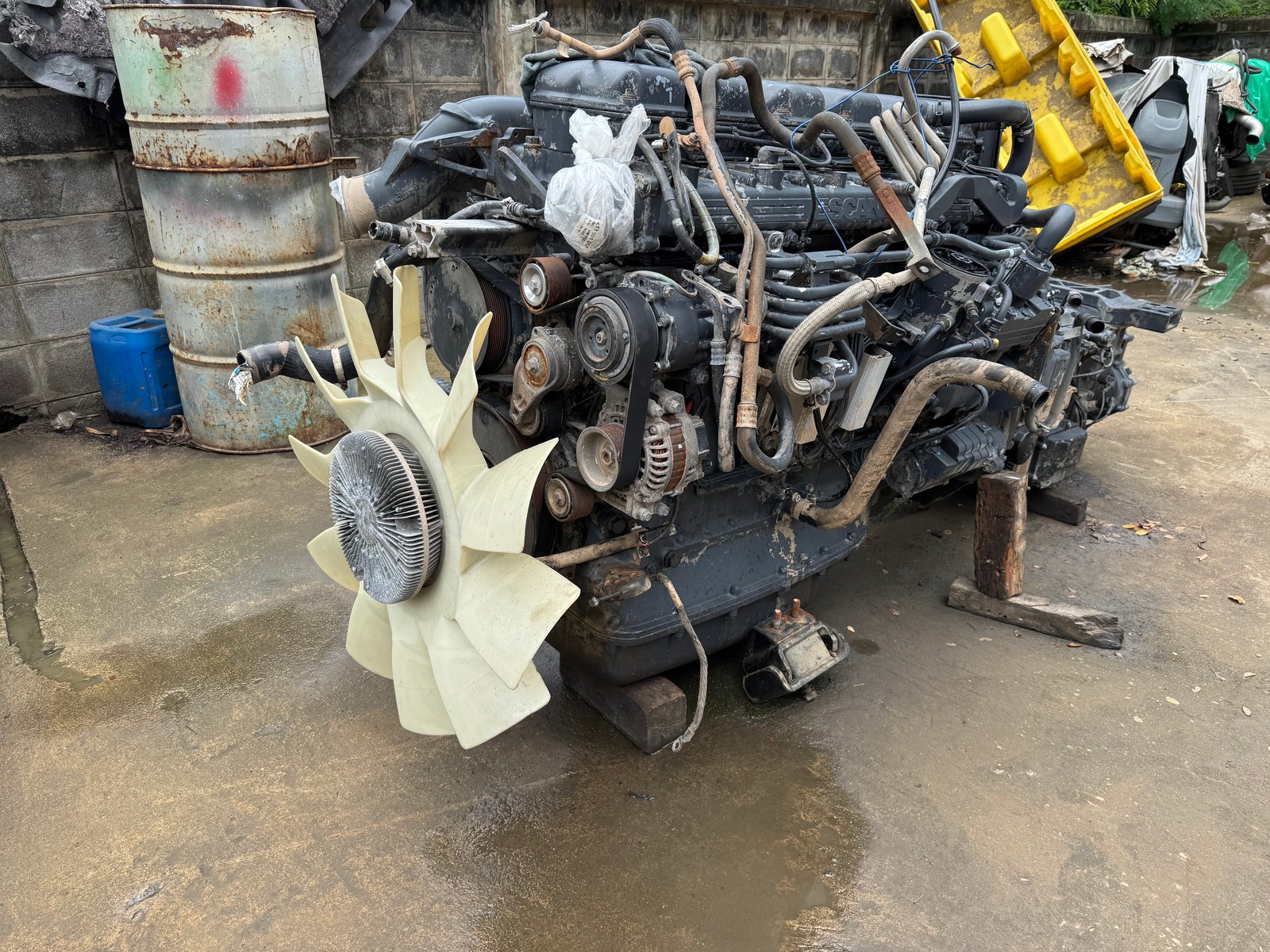 ขายเครื่องพร้อมเกียร์ scania p360 ปี63 รถในไทย DC13 ยกลงวิ่ง200,000