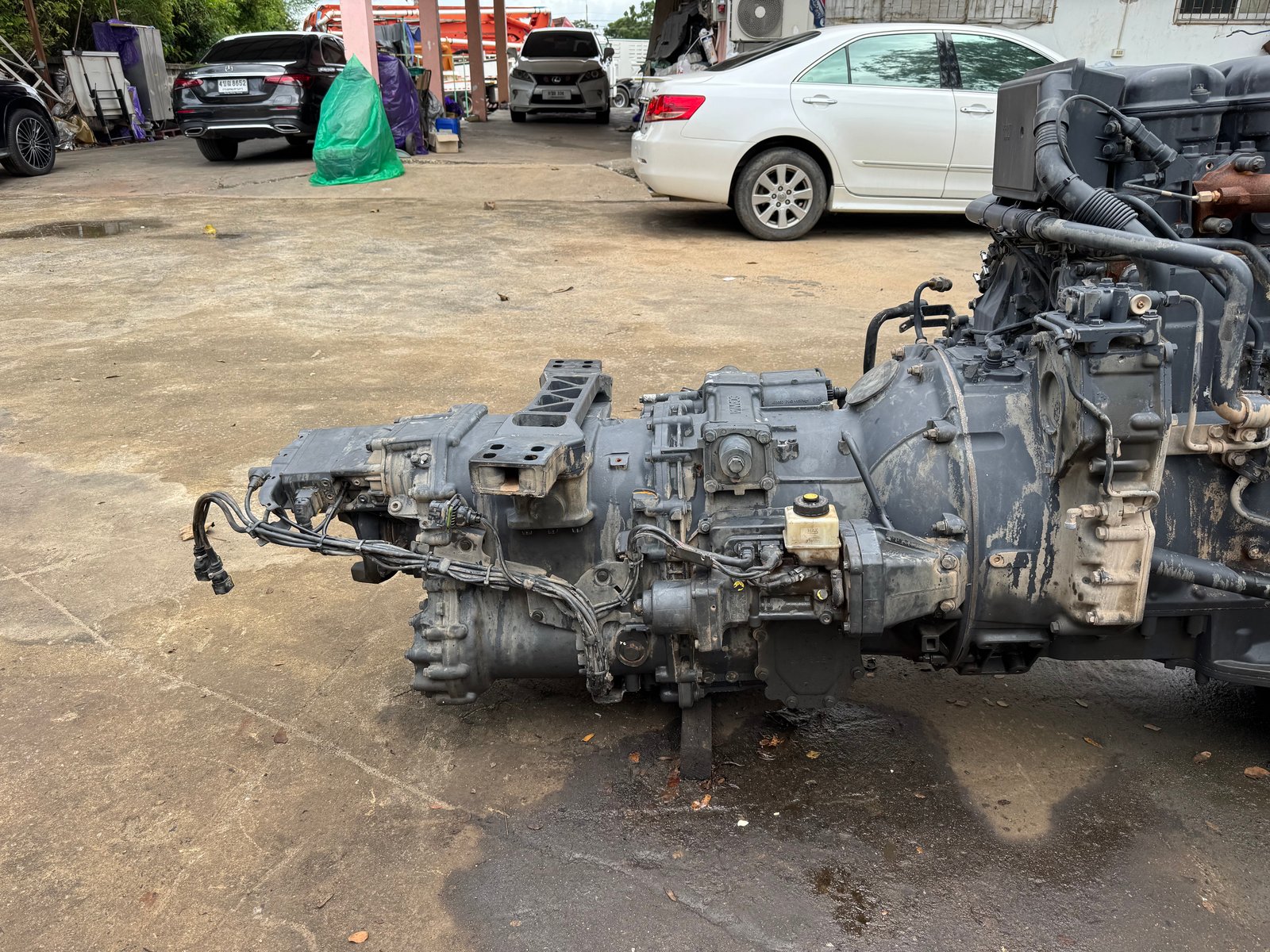 ขายเครื่องพร้อมเกียร์ scania p360 ปี63 รถในไทย DC13 ยกลงวิ่ง200,000