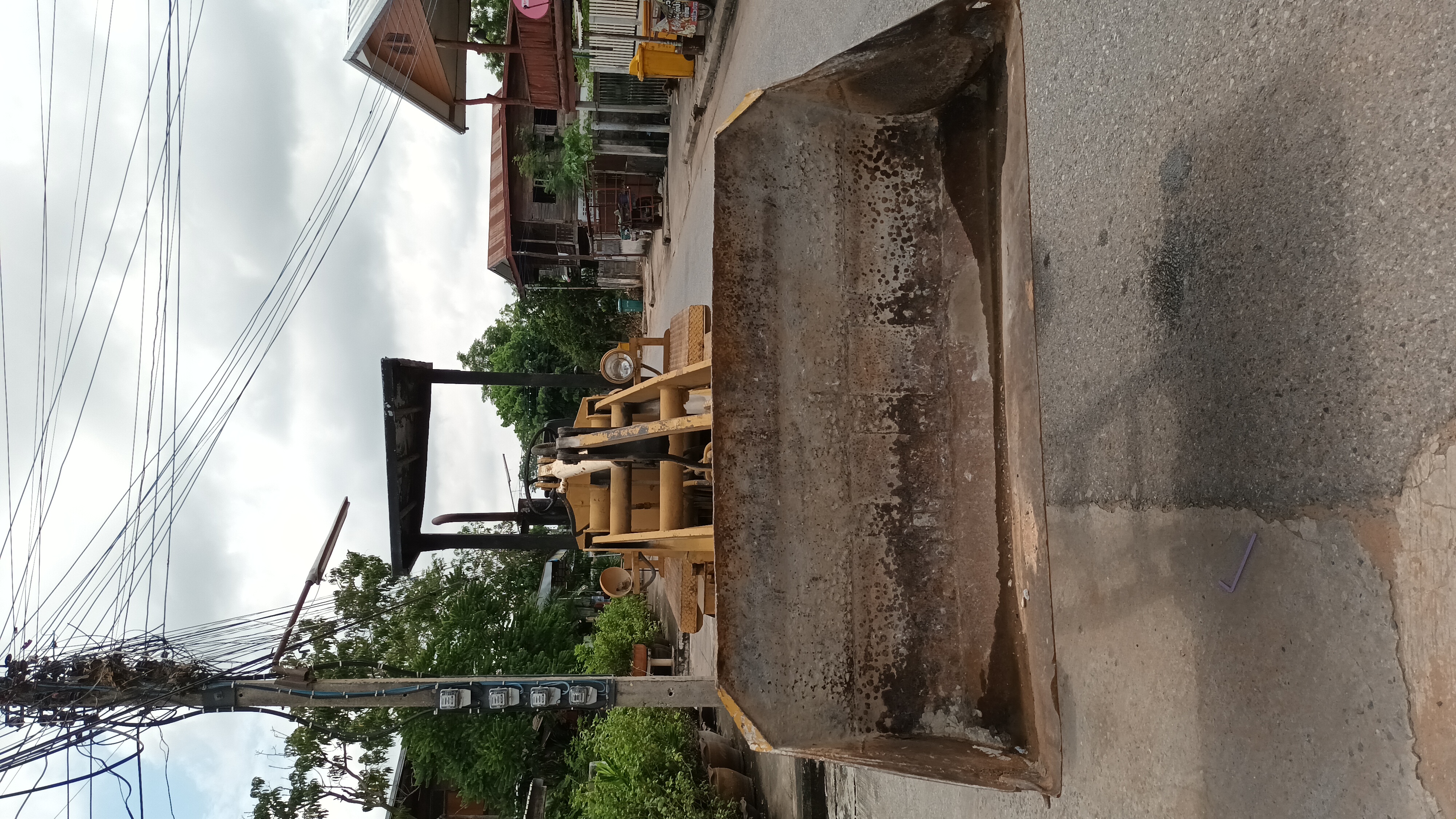 ขายรถตักล้อยาง