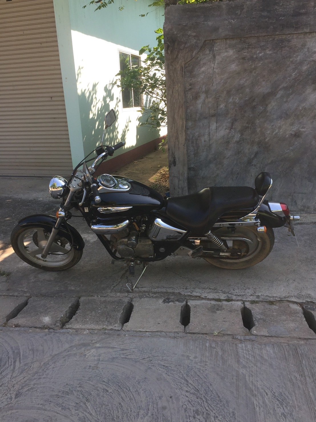 Honda Phantom 200cc