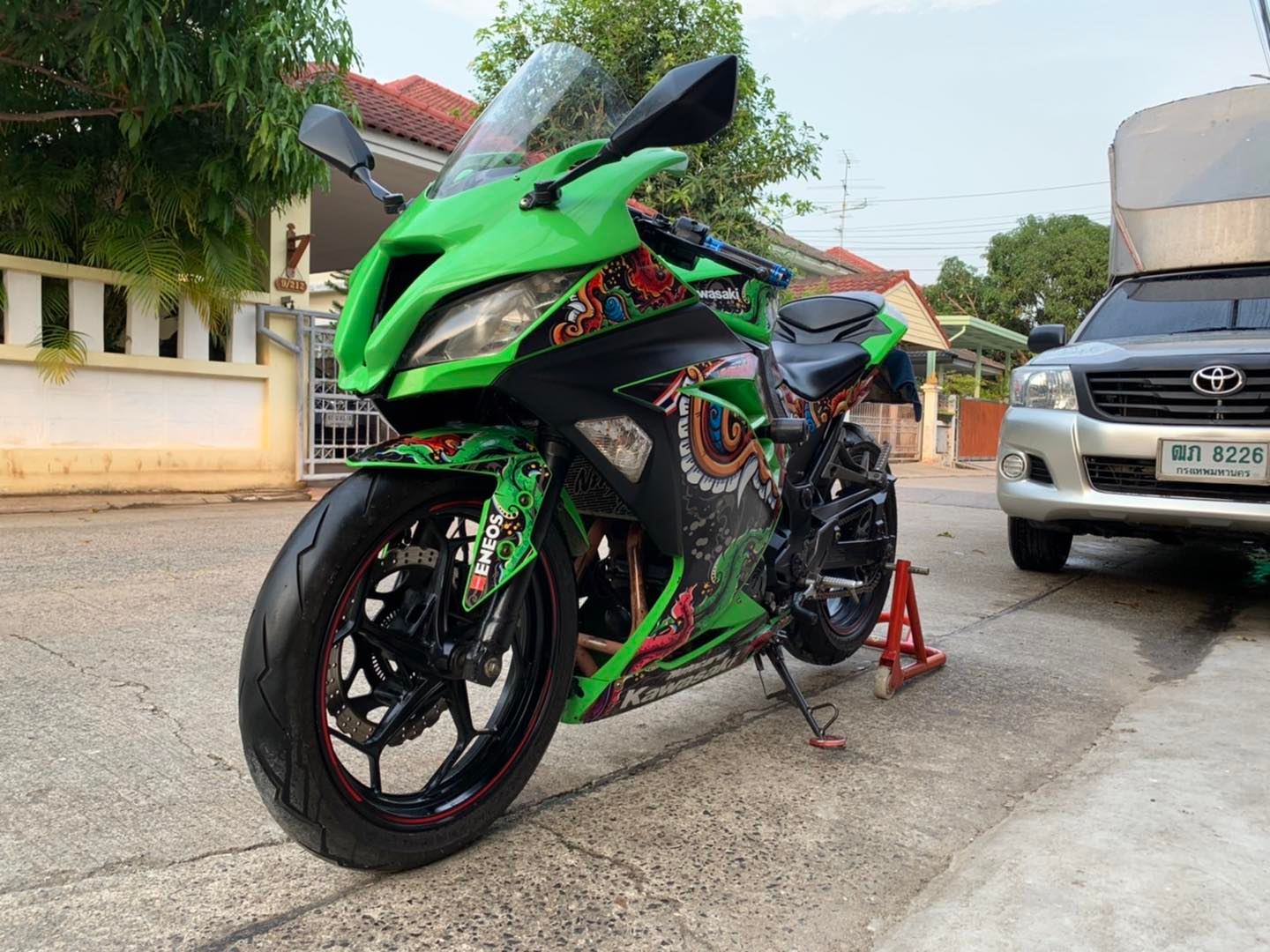 เจ้ายักษ์เขียว
Kawasaki Ninja 300 ABS เจ้ายักษ์เขียว
Kawasaki Ninja 300 ABS
