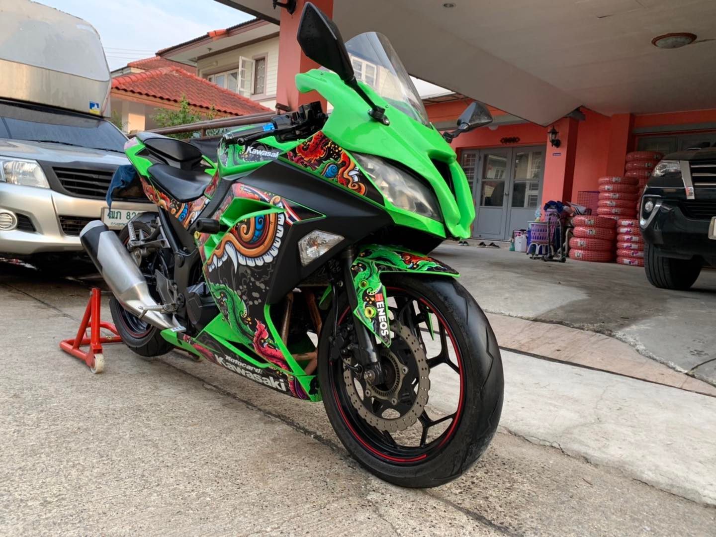 เจ้ายักษ์เขียว
Kawasaki Ninja 300 ABS เจ้ายักษ์เขียว
Kawasaki Ninja 300 ABS