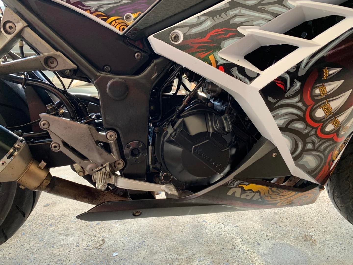 Kawasaki Ninja300 ABS ปี 13

วิ่งน้อย กุญแจ 2 ดอก