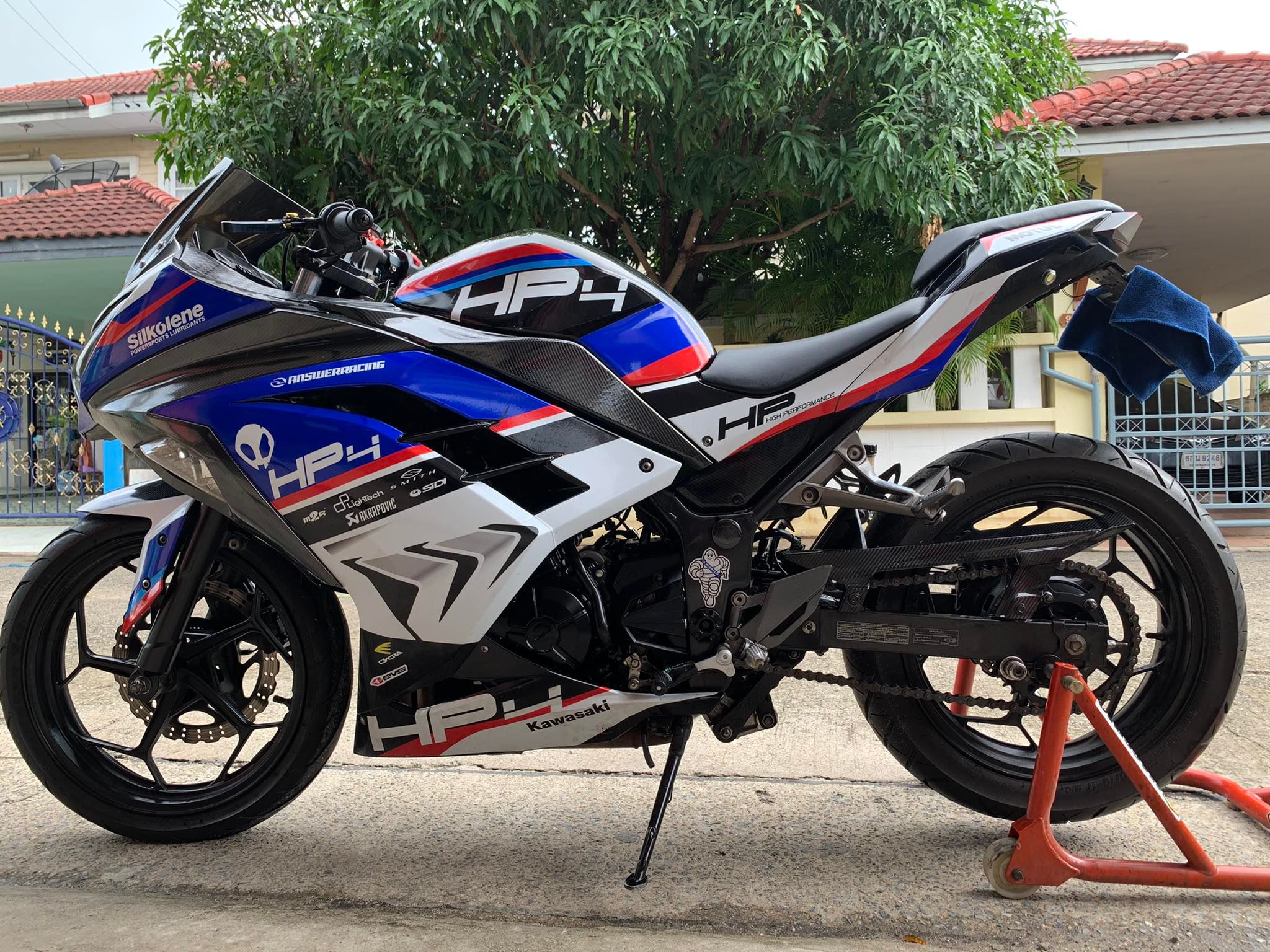 Kawasaki Ninja300 ABS สูบคู่ ปี 14 รถสวย ทะเบียนสวย มีตอง