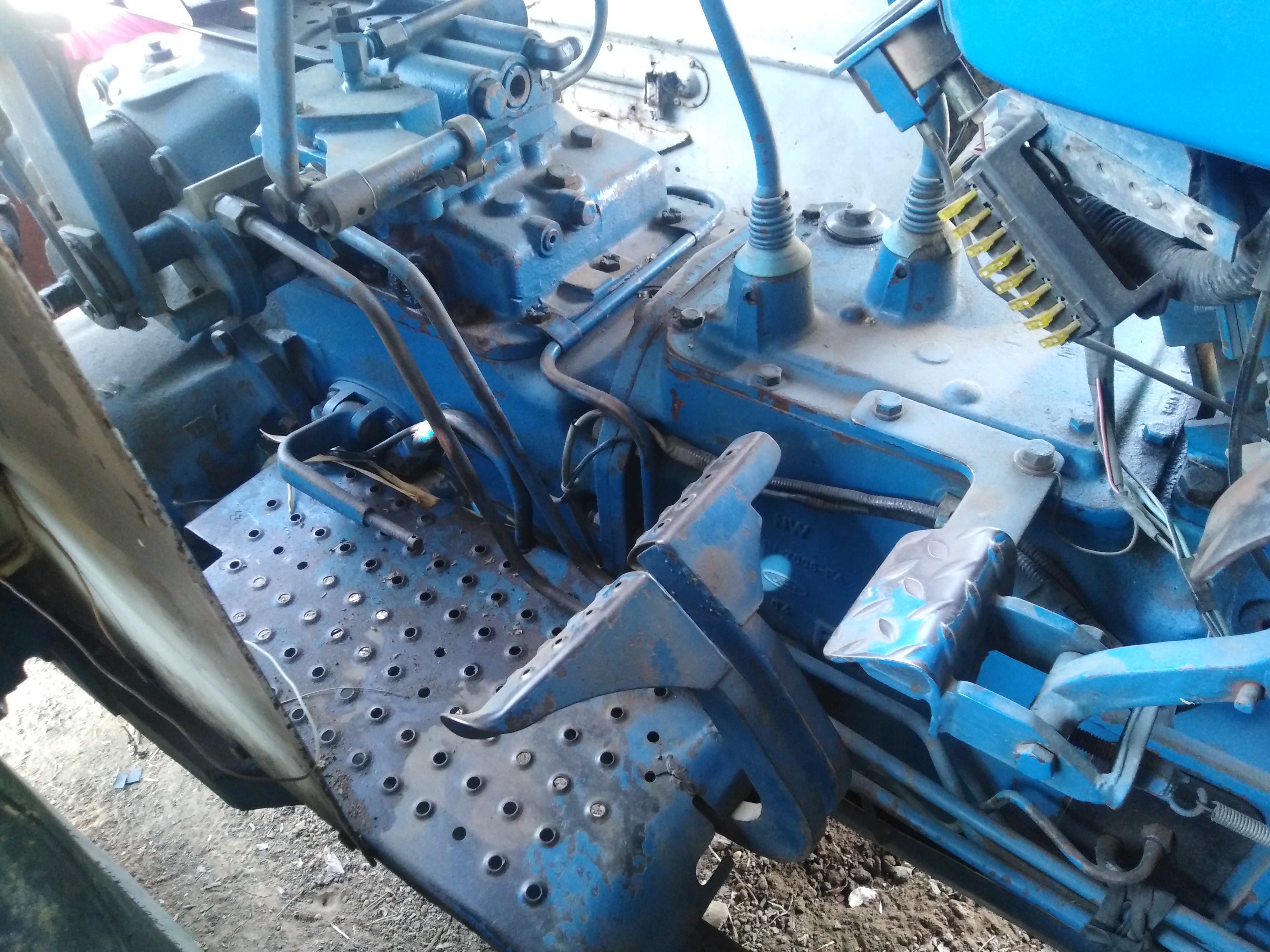 ขาย6610  ตัวเต็ม    2เพลา   สภาพ80%