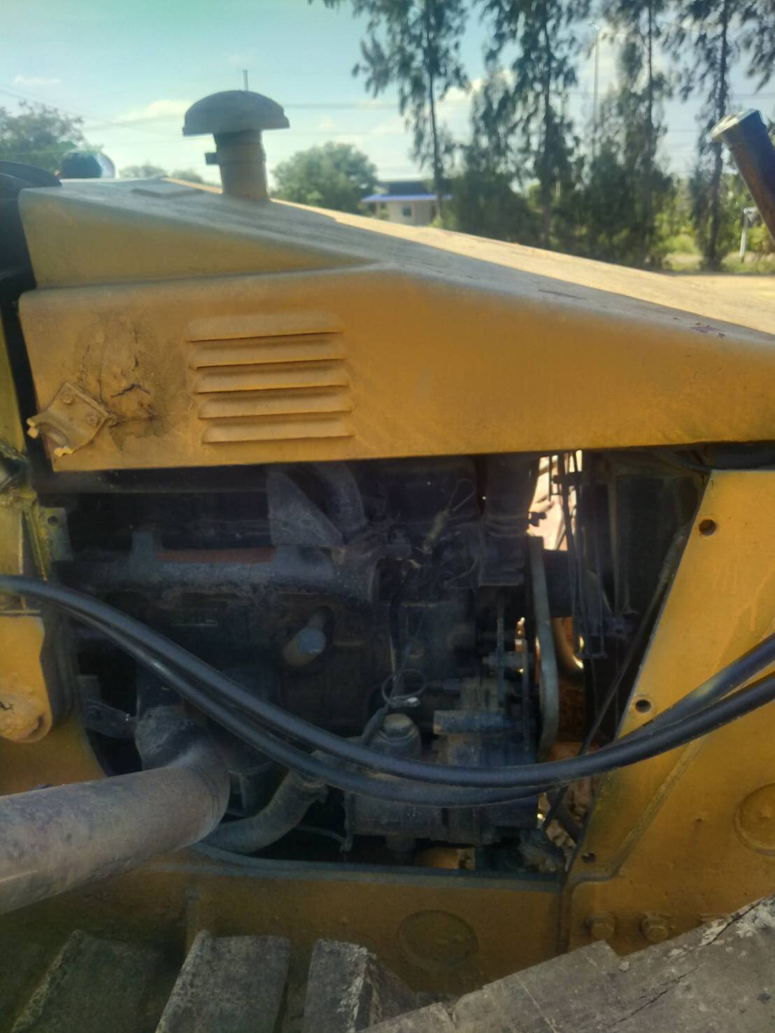 ขายด่วน เหมารถแทคเตอร์ 2คัน mitsu d20 ตีน1เมตร คู่komatsu d20 ตีน80 เครื่องติดใช้งานได้ 2 คัน เพียง ขายด่วน เหมารถแทคเตอร์ 2คัน mitsu d20 ตีน1เมตร คู่komatsu d20 ตีน80 เครื่องติดใช้งานได้ 2 คัน เพียง