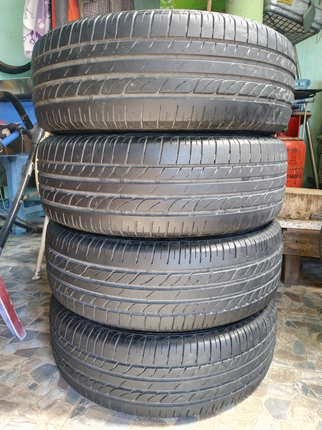 ขายยาง4เส้น OTANI รุ่น EK 1000 ขนาดยาง 195/60 R15