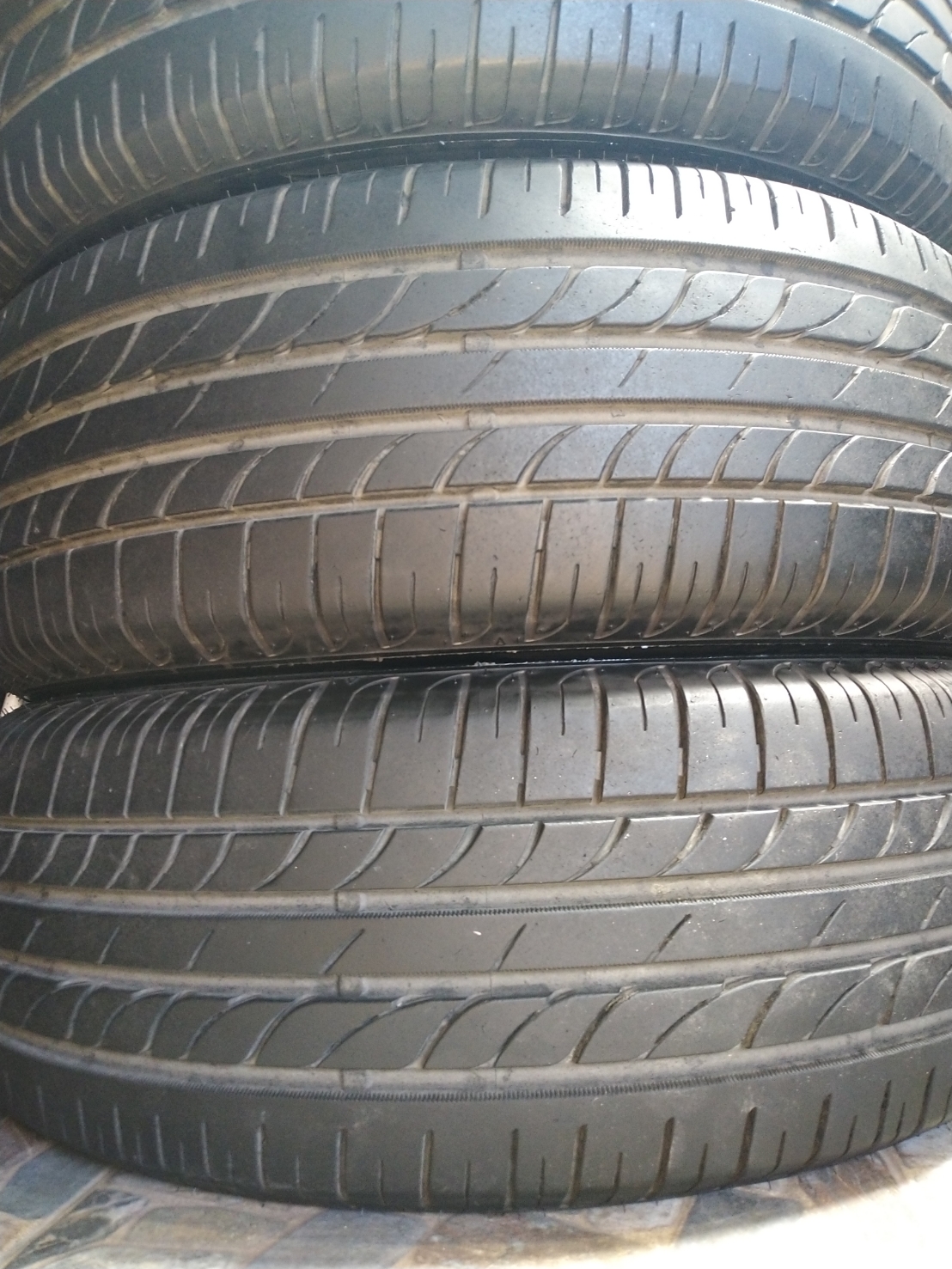 ขายยาง4เส้น OTANI รุ่น EK 1000 ขนาดยาง 195/60 R15