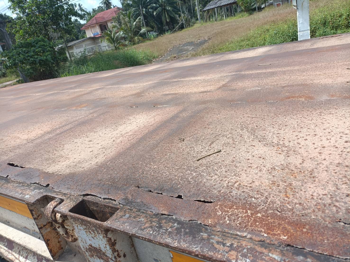 หางพื้นเรียบ สามมิตร ยาว 12 เมตร ปี2549