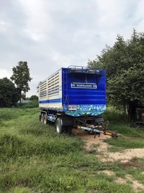 ลูกพ่วงแบบยกได้มีข้างเสริม ราคา 400,000 บาท / ติดต่อ 097-2283388 เพชร