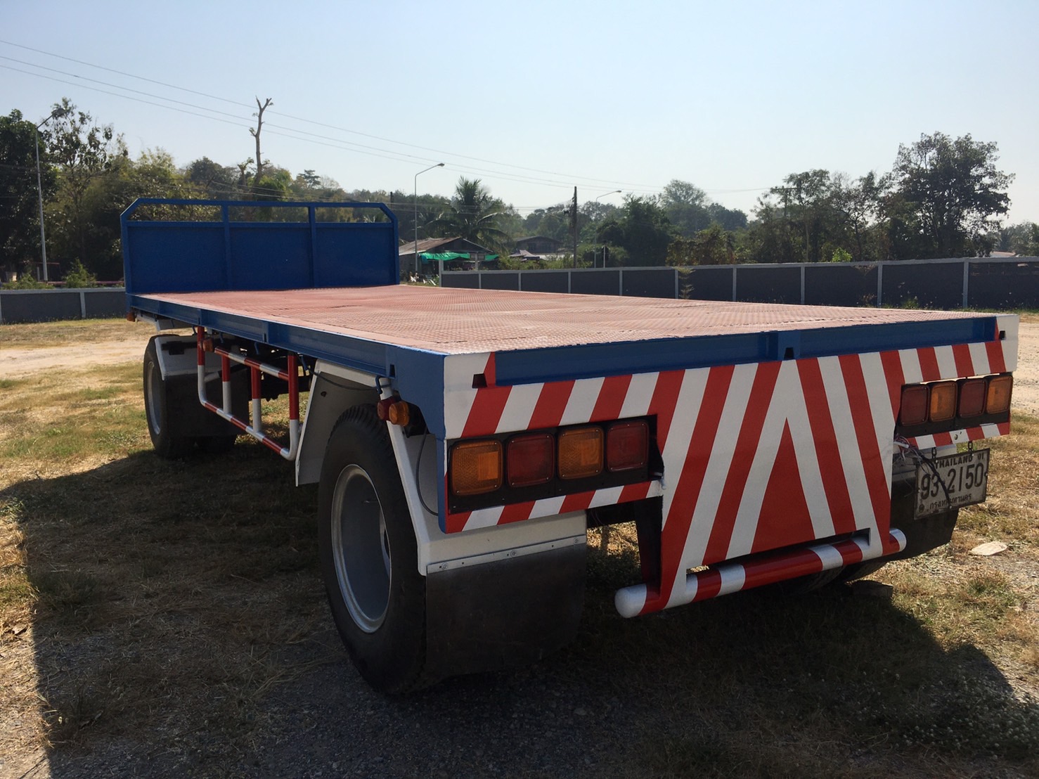 ลูกพ่วงพื้นเรียบ ปี2541 กระบะยาว 6.20 เมตร /ติดต่อคุณเพชร 097-2283388