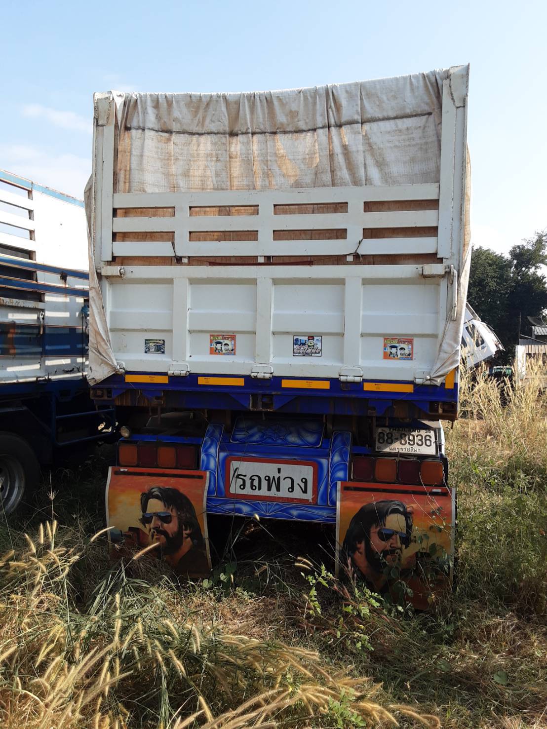 ลูกพ่วงแบบยกได้มีข้างเสริม ราคา 400,000 บาท / ติดต่อ 097-2283388 เพชร