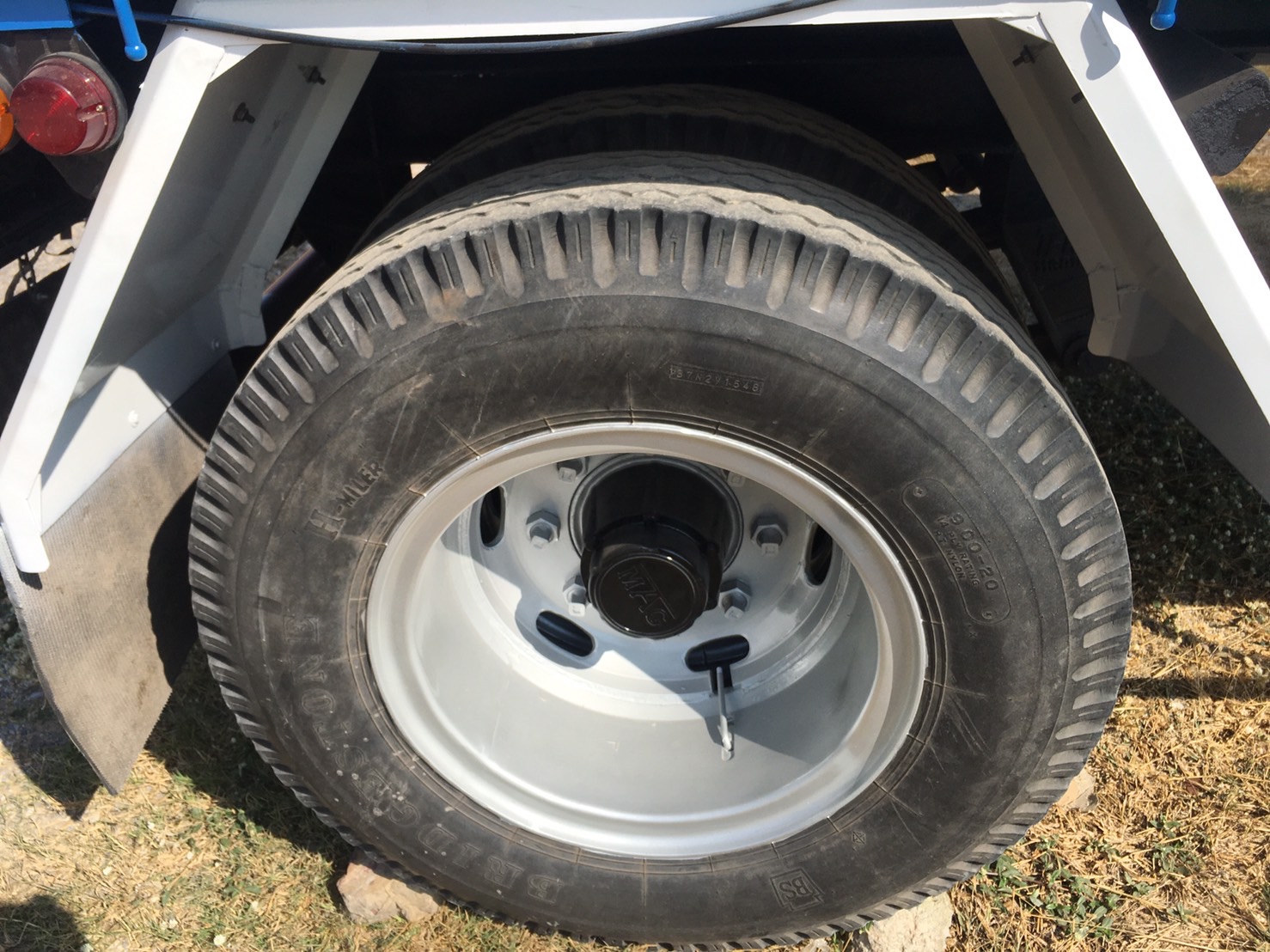 ลูกพ่วงพื้นเรียบ ปี2541 กระบะยาว 6.20 เมตร /ติดต่อคุณเพชร 097-2283388