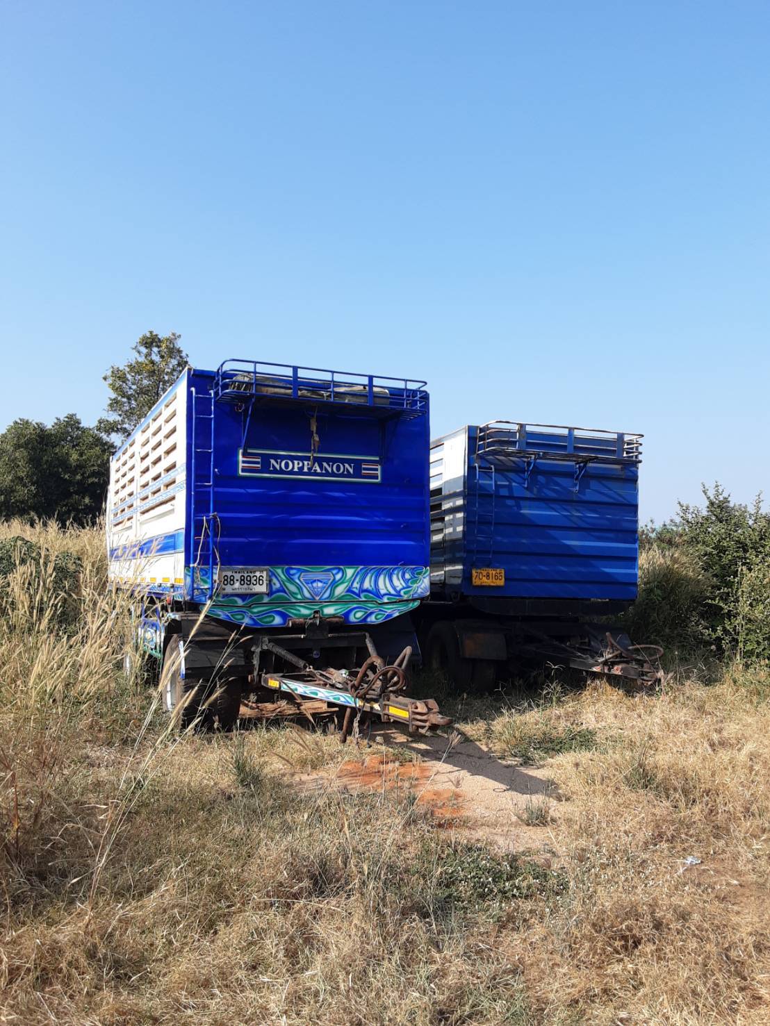 ลูกพ่วงแบบยกได้มีข้างเสริม ราคา 400,000 บาท / ติดต่อ 097-2283388 เพชร