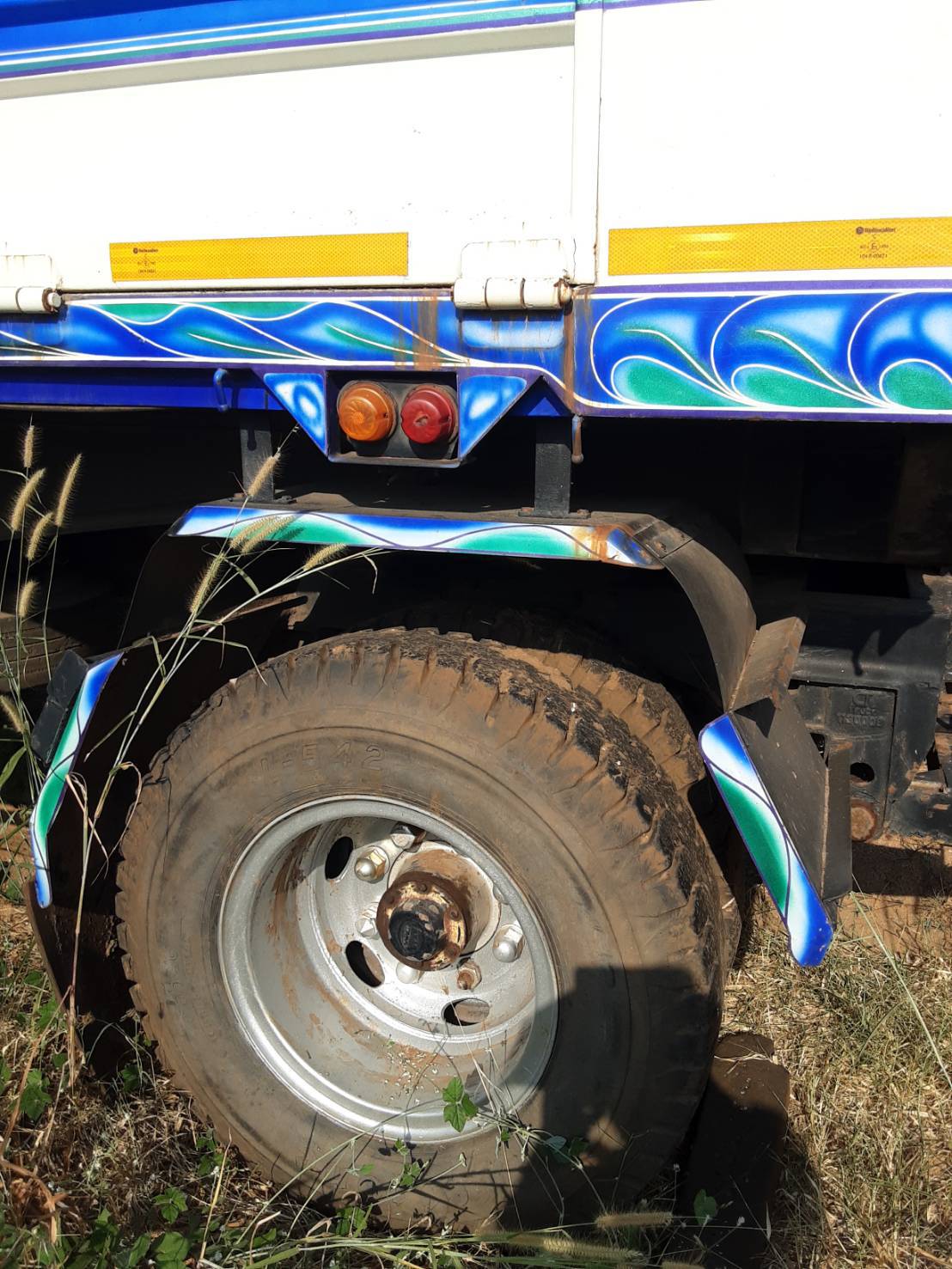 ลูกพ่วงแบบยกได้มีข้างเสริม ราคา 400,000 บาท / ติดต่อ 097-2283388 เพชร