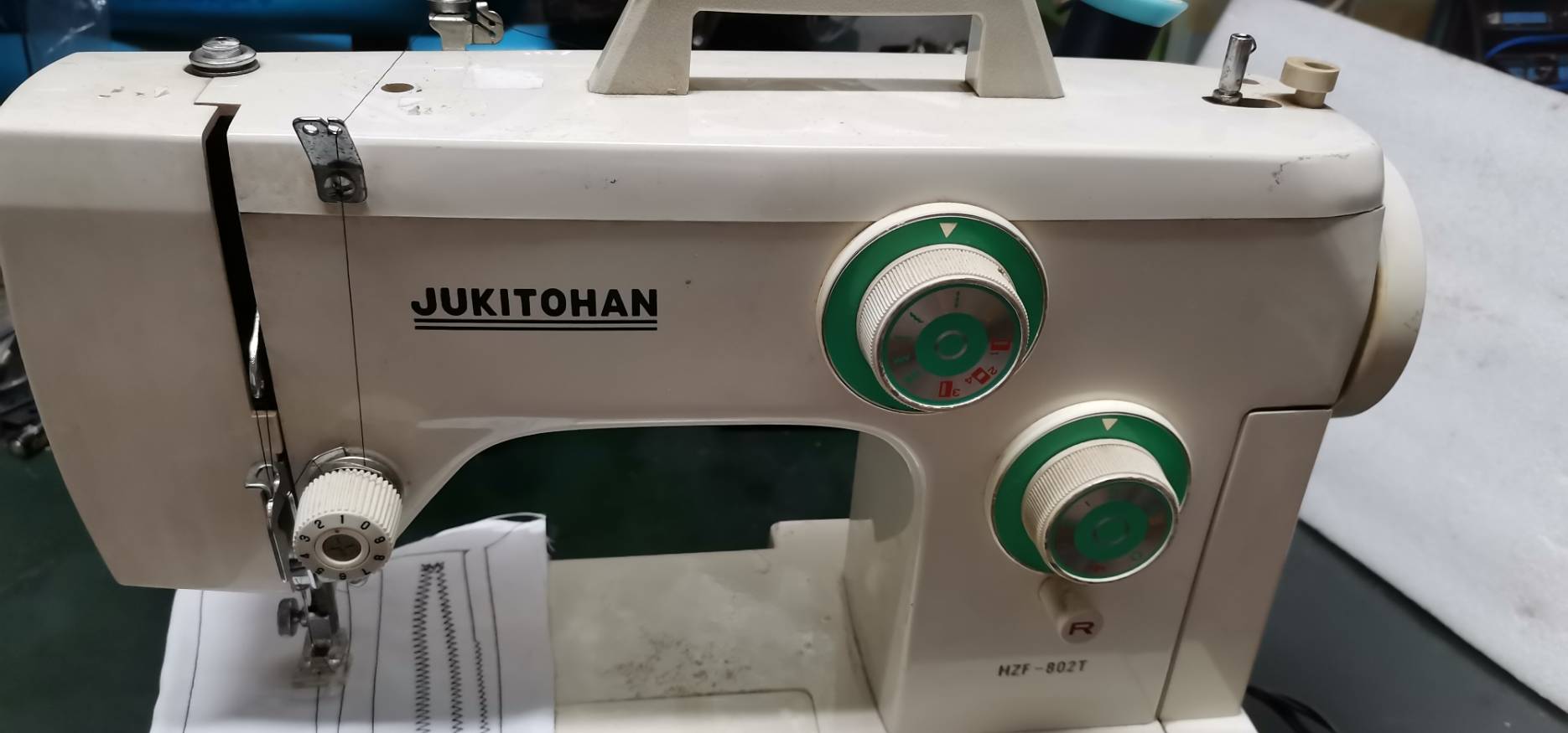  จักรเย็บผ้ายี่ห้อJUKITOHAN 