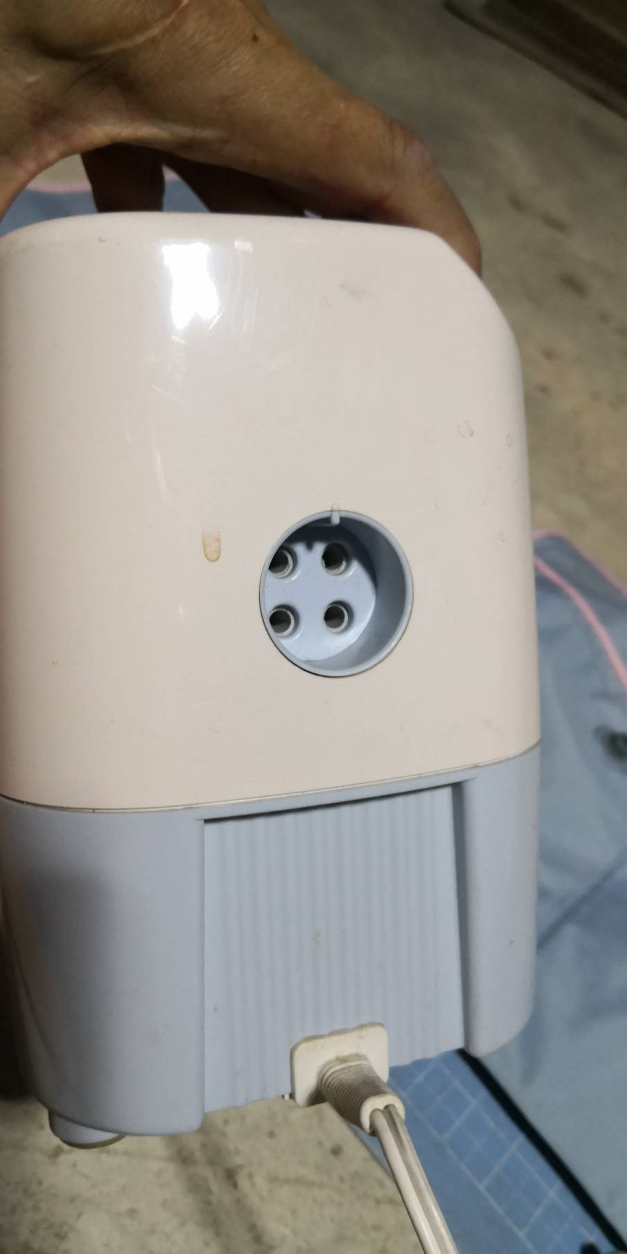 เครื่องนวดขาระบบลมบีบรัดทั้งท่อนขา ยี่ห้อOMRON ใช้ไฟ100V