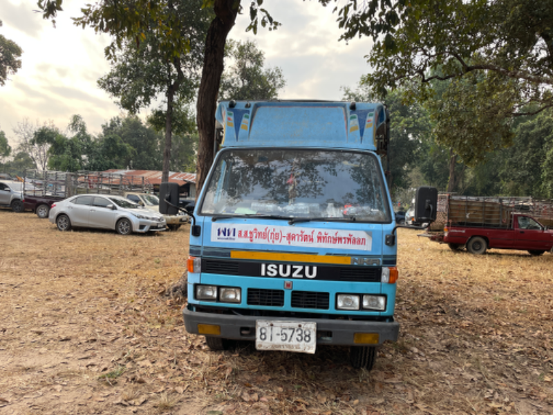 ขาย Isuzu 6ล้อกลาง NKR 110